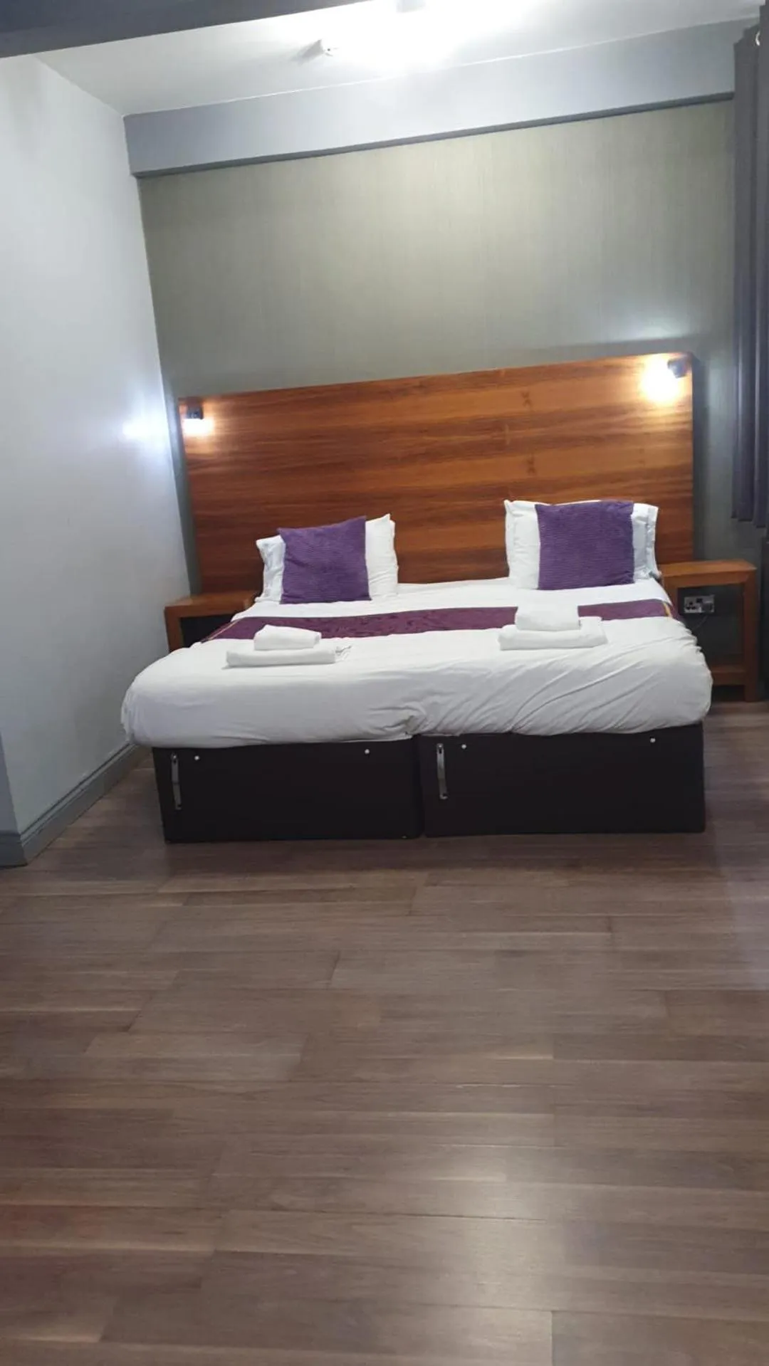 Bed in Bennetts Hotel