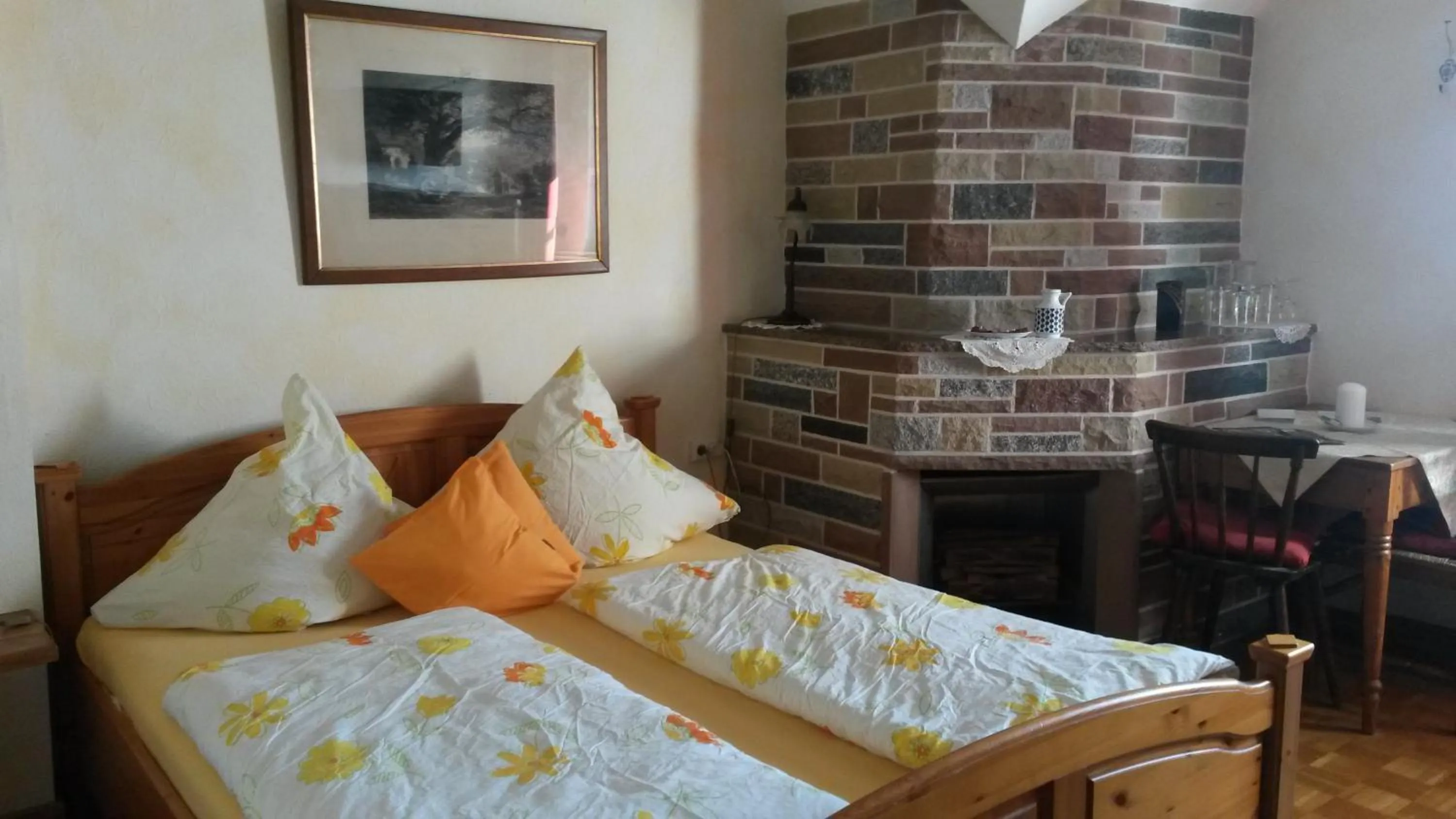 Bedroom, Bed in Historische Wassermühle