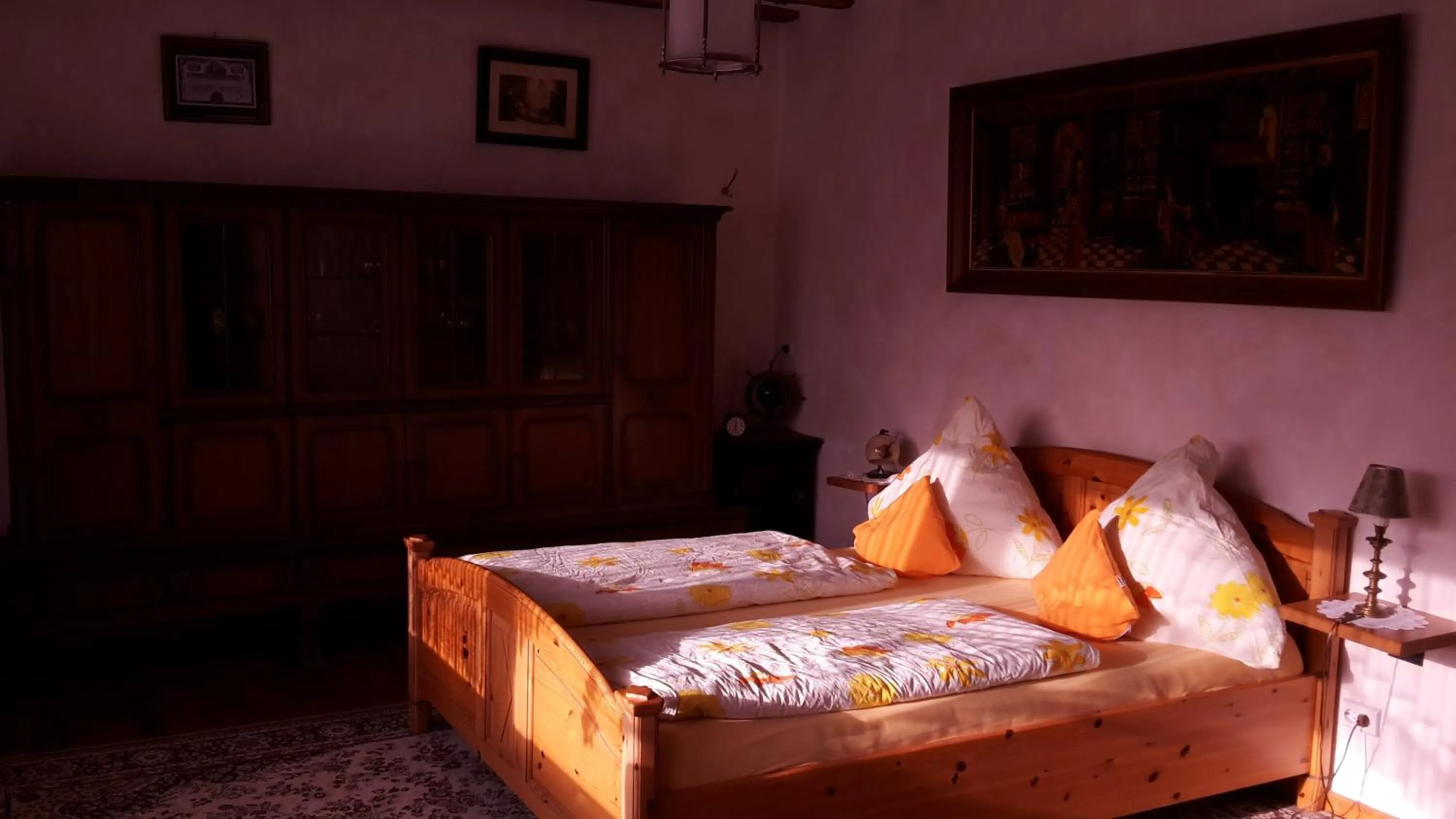 Bedroom, Bed in Historische Wassermühle