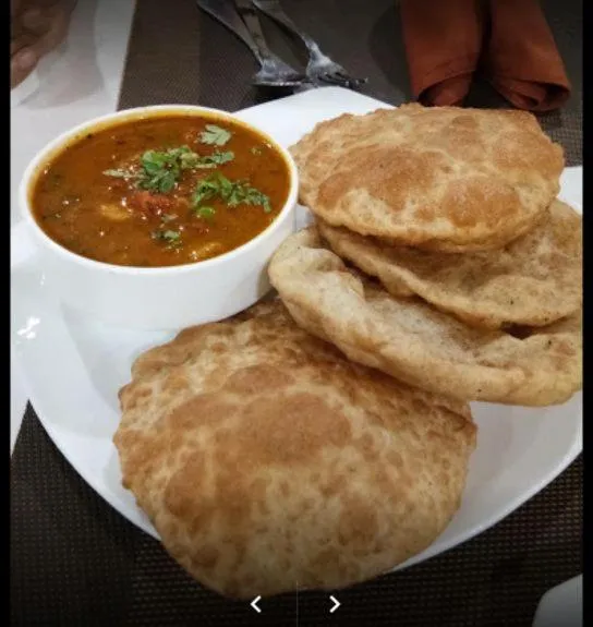 Breakfast in The Land Mark