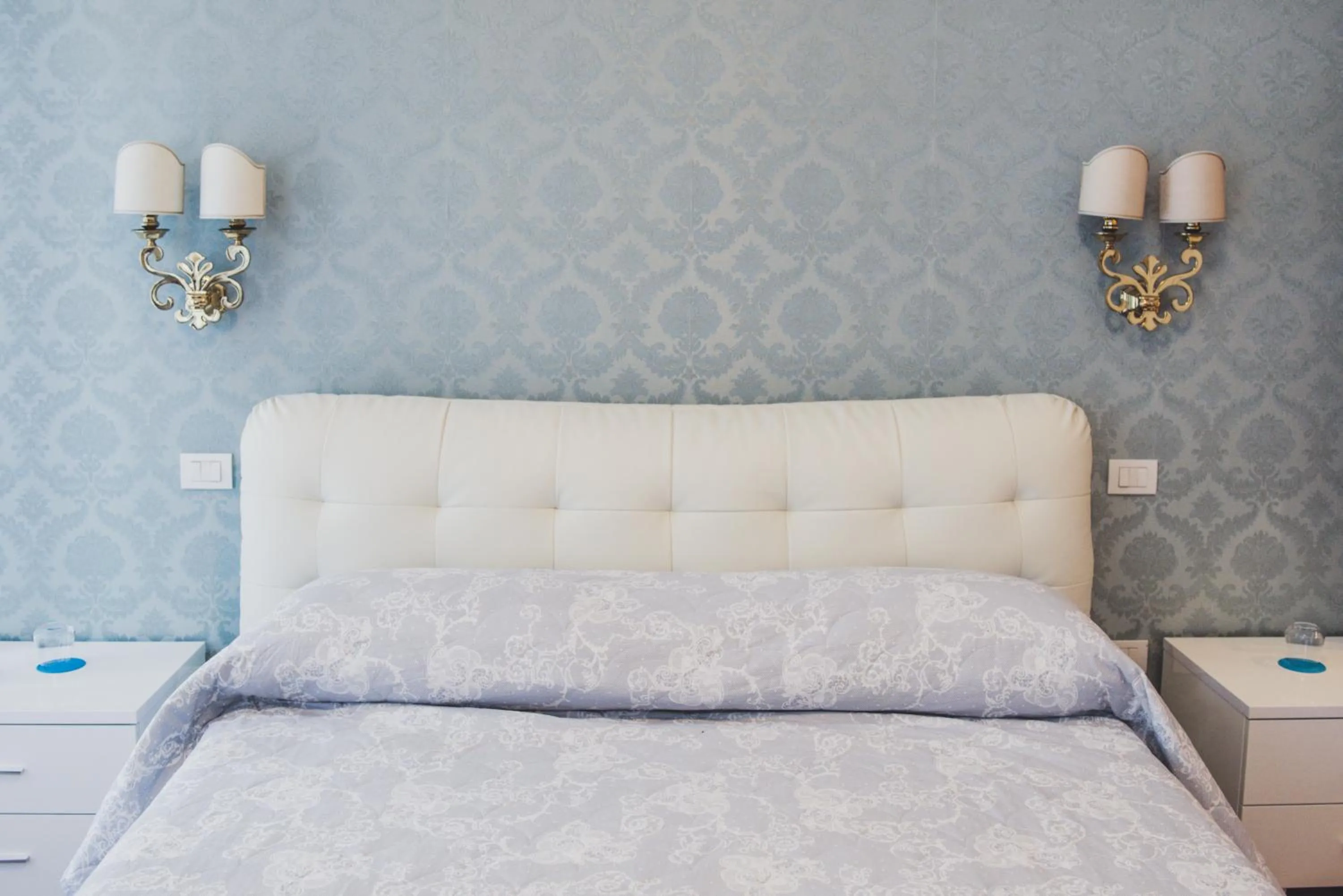 Bedroom, Bed in Arte&Musica