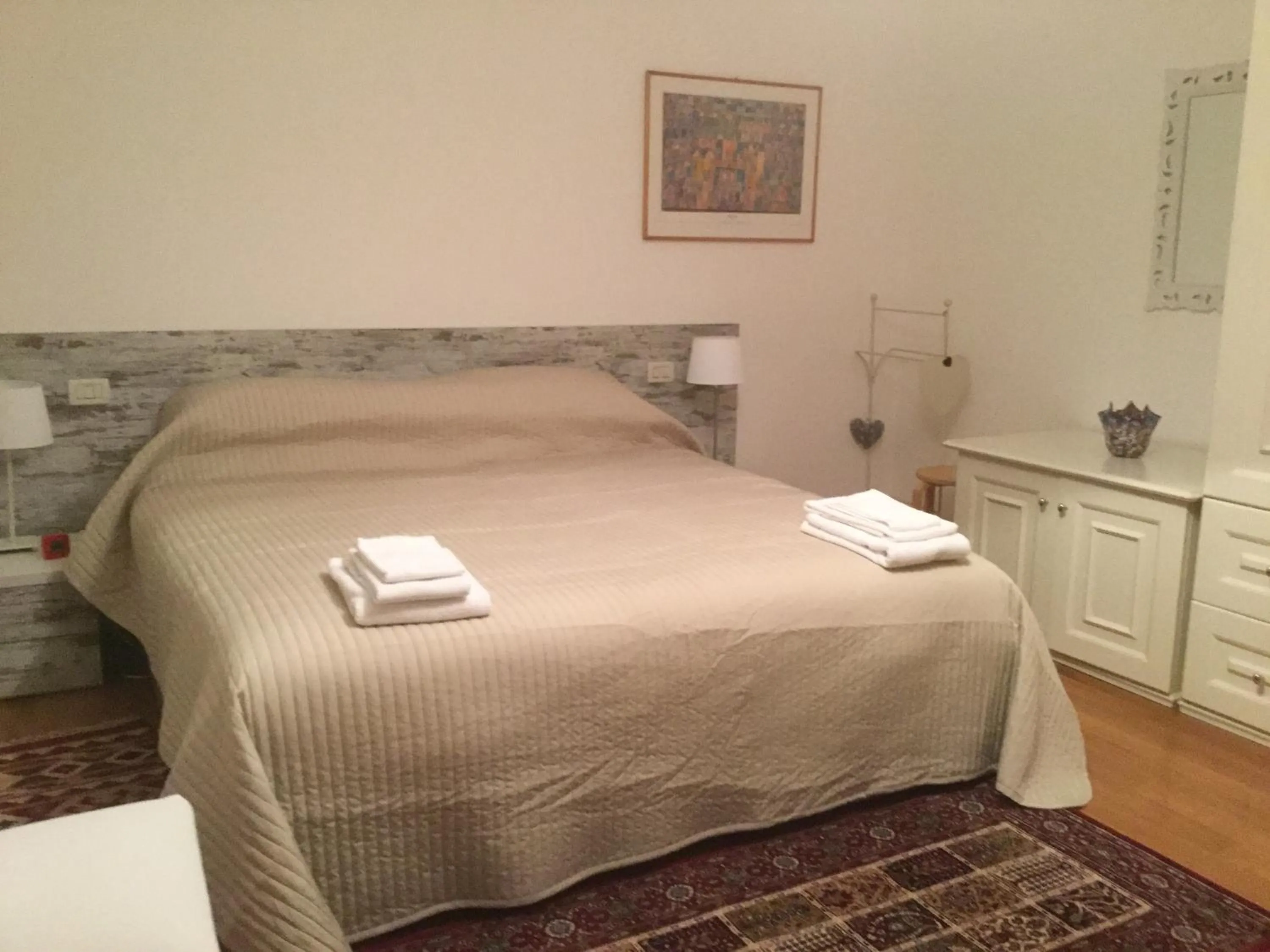 Bed in Giudecca View