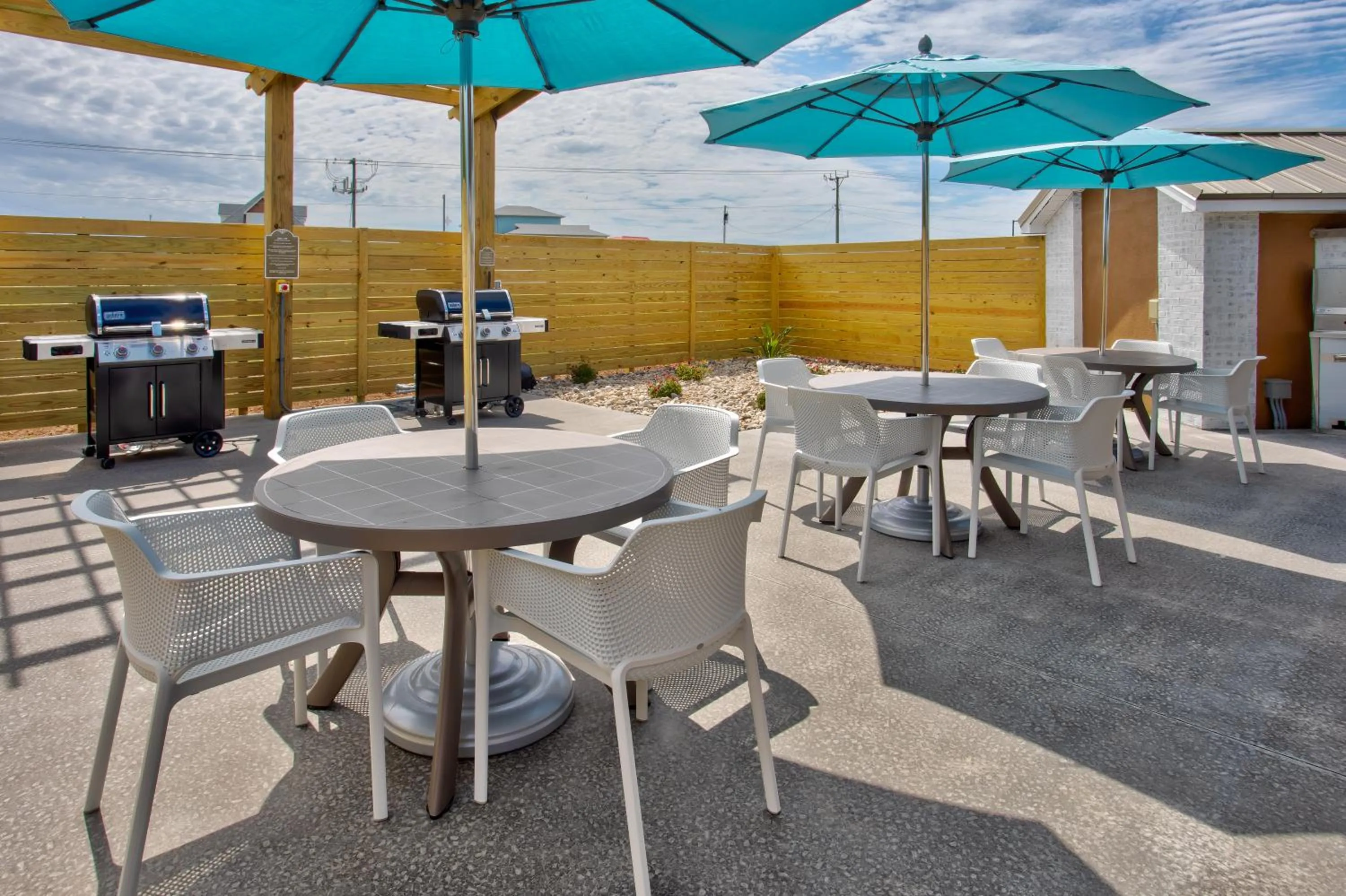 BBQ facilities in Holiday Inn Express Kitty Hawk - Outer Banks by IHG
