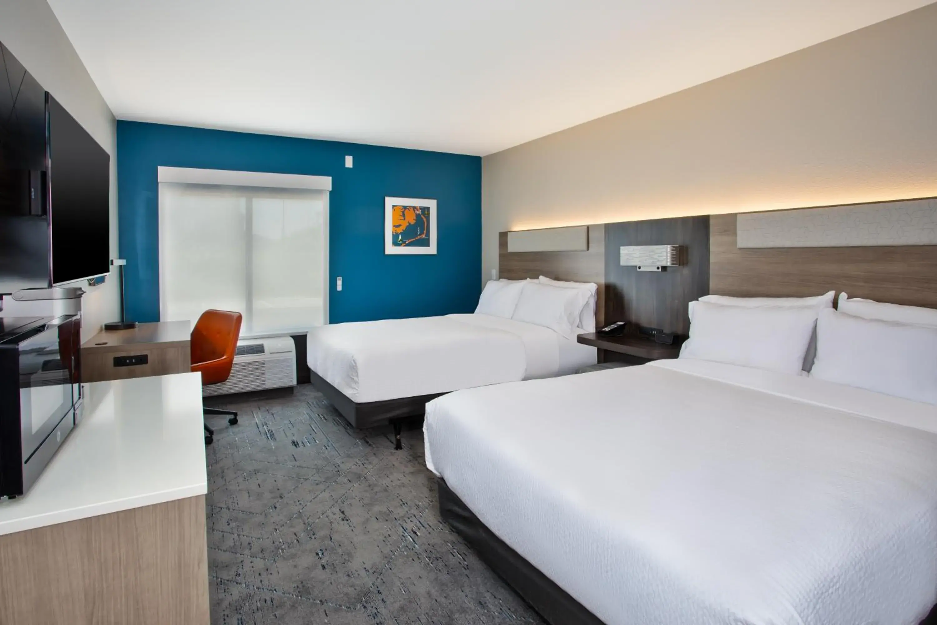 Standard Double Room with Two Double Beds - Mobility/Communications Accessible in Holiday Inn Express Kitty Hawk - Outer Banks by IHG Standard Double Room with Two Double Beds - Mobility/Communications Accessible in Holiday Inn Express Kitty Hawk - Outer Banks by IHG