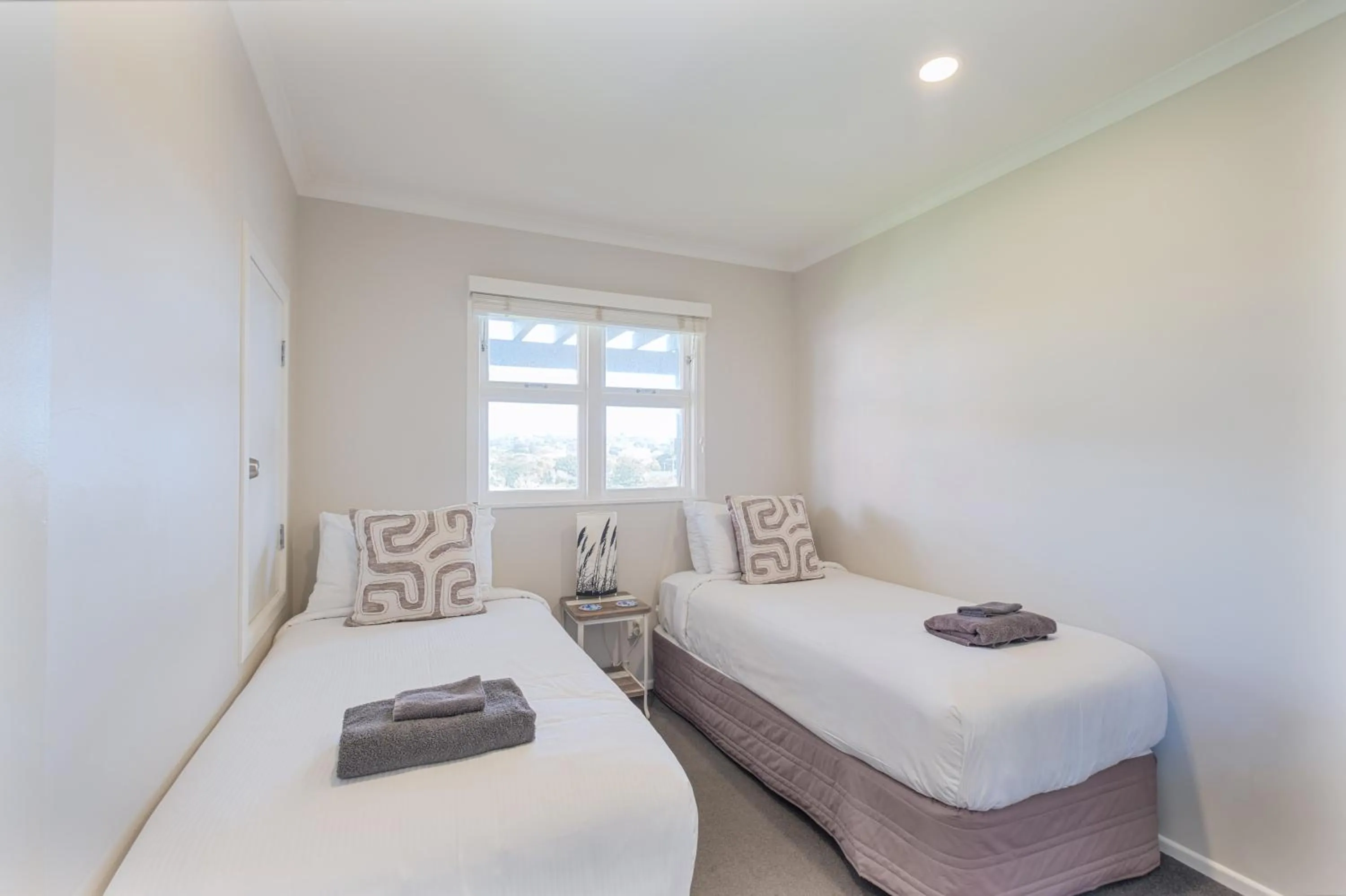 Twin Room in Kiwi House Waiheke