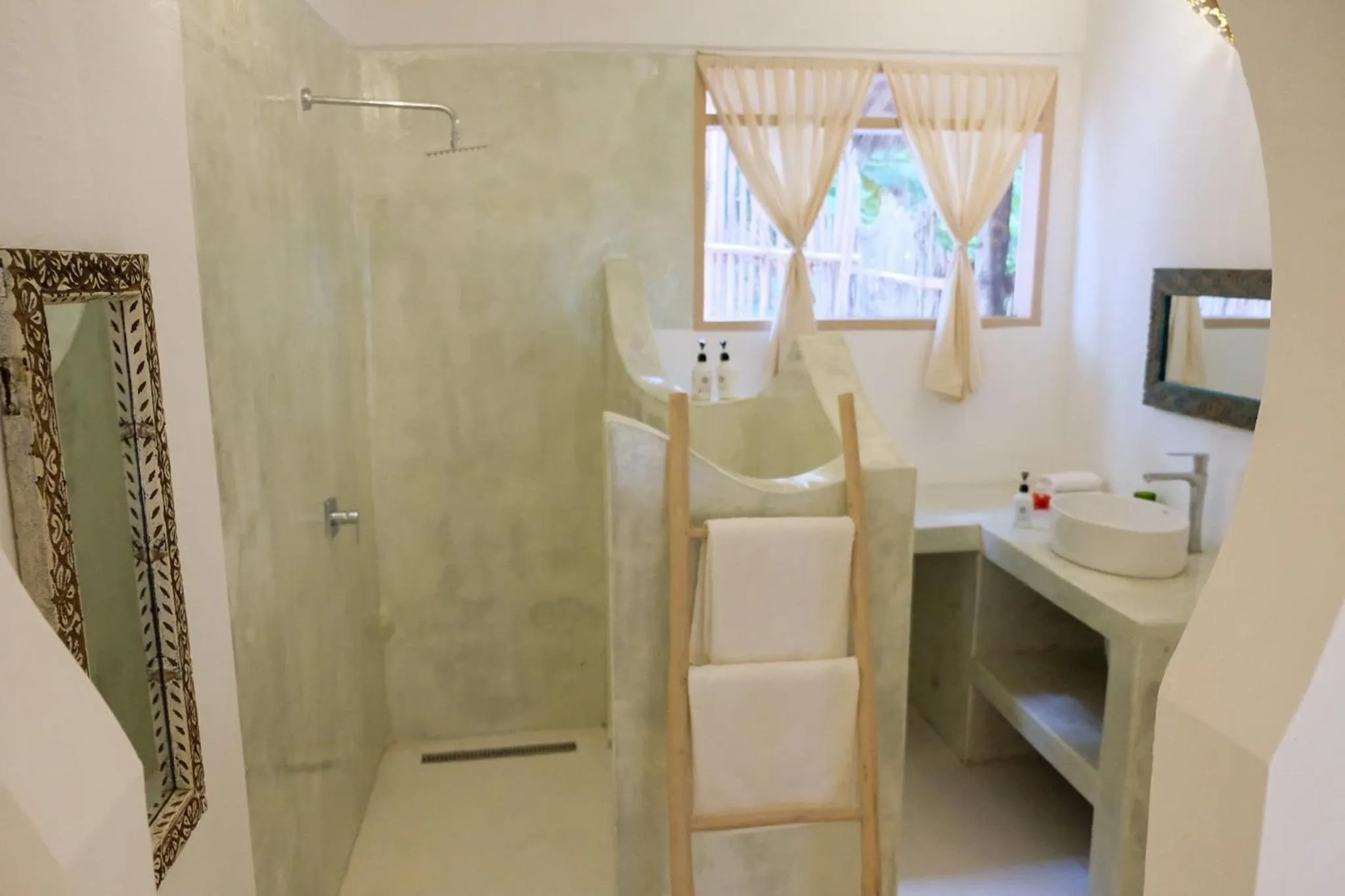 Bathroom in Sharazad Boutique Hotel