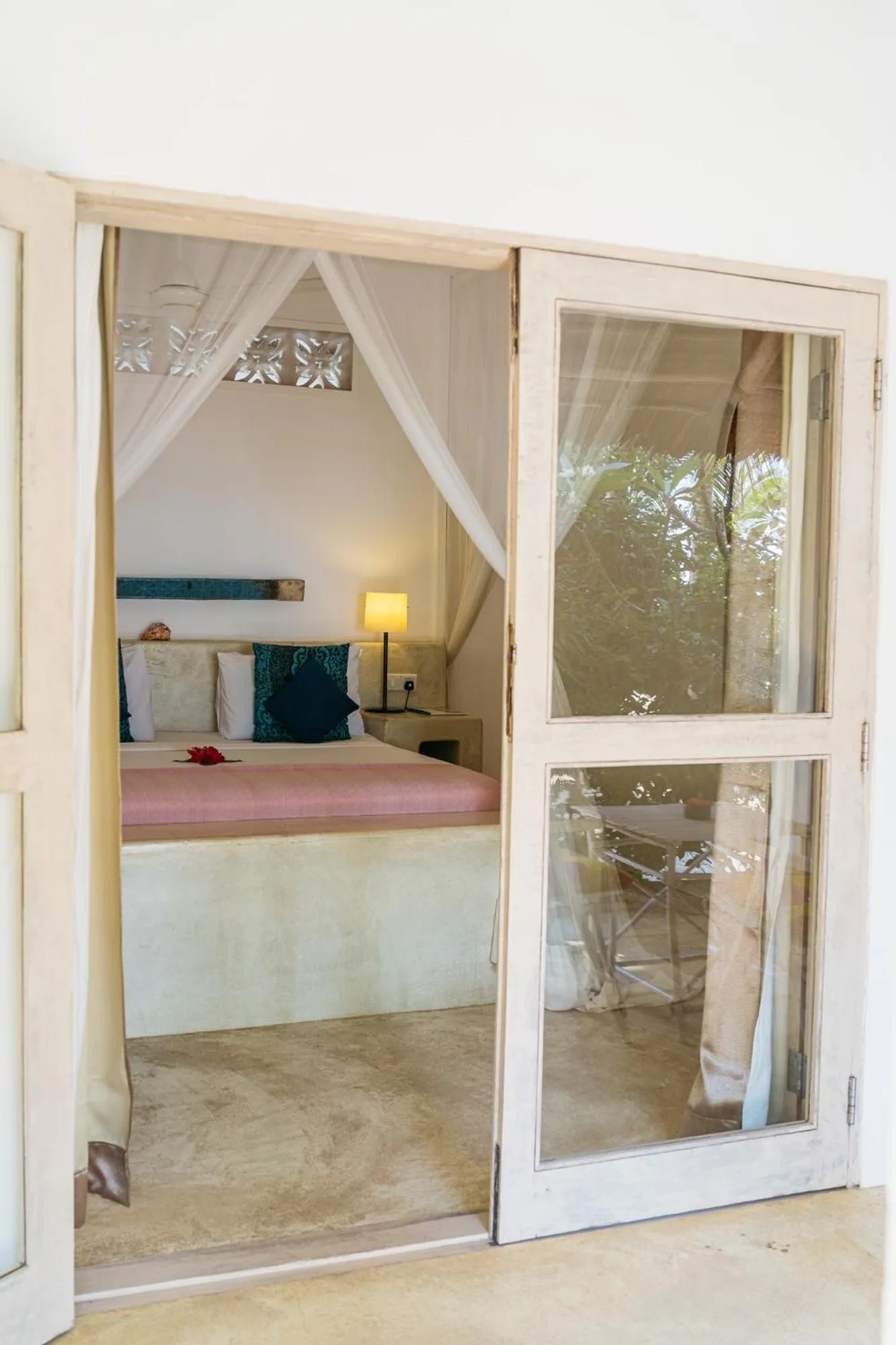 Facade/entrance, Bed in Sharazad Boutique Hotel
