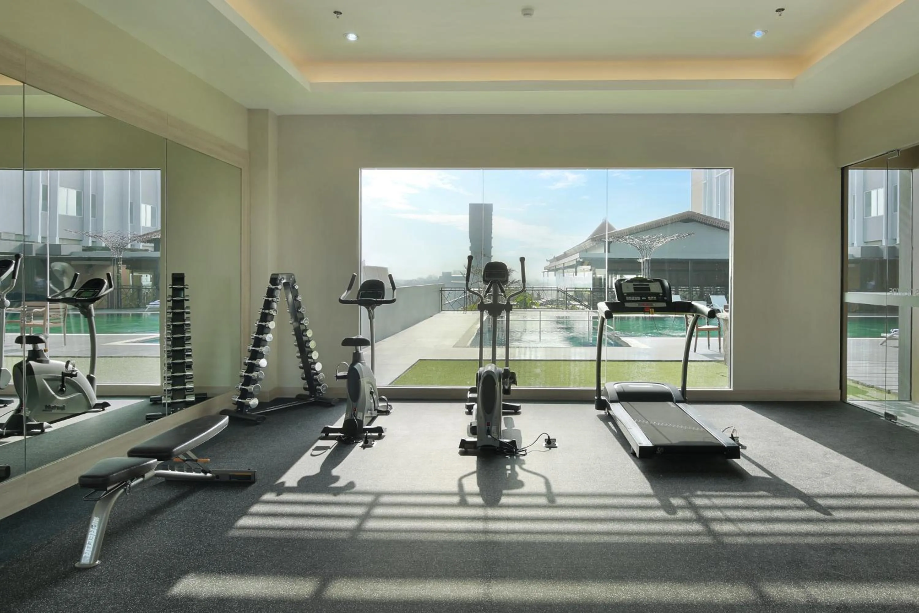 Fitness centre/facilities in Swiss-Belinn Saripetojo Solo