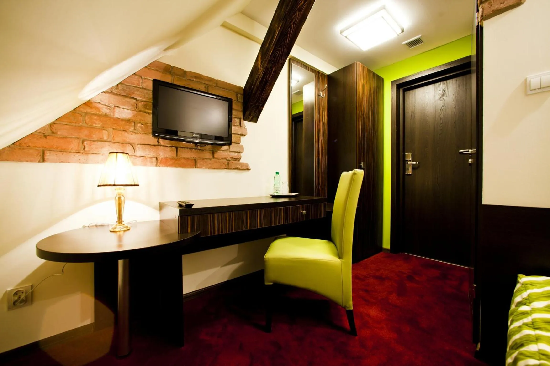 Photo of the whole room in Hotel Park