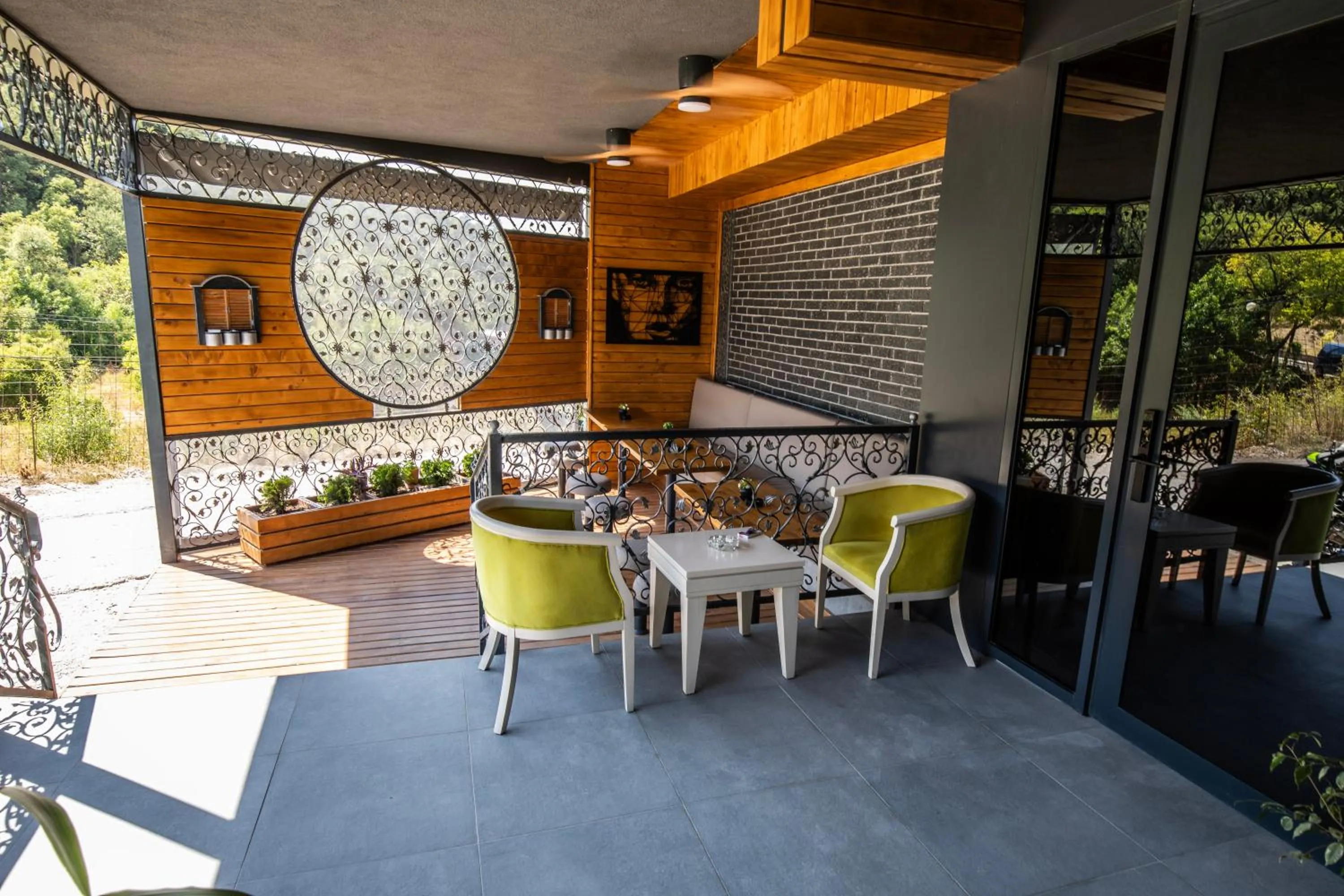 Lounge or bar in View Inn Boutique Hotel