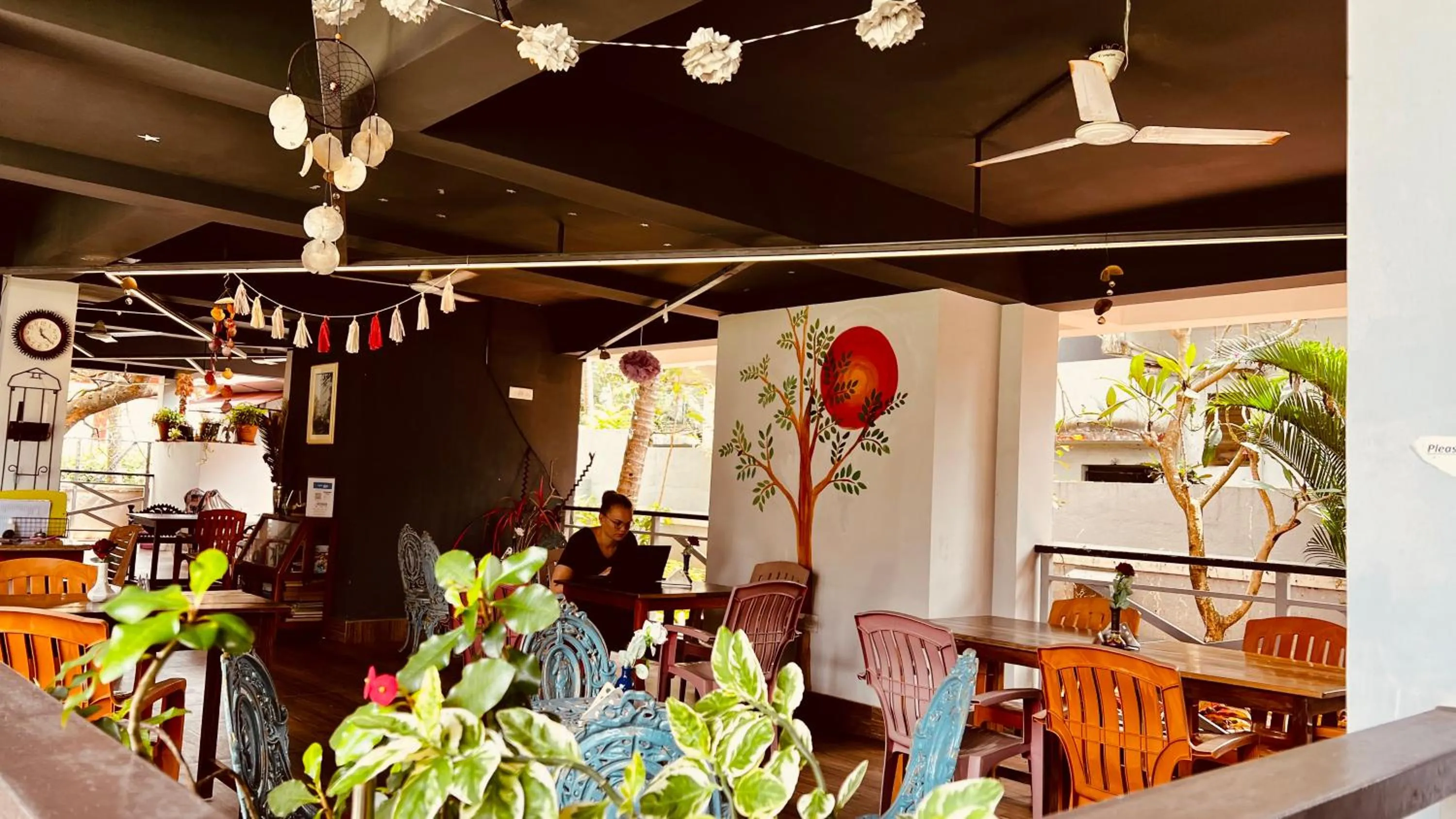 Restaurant/places to eat in Peravel Beach Holiday Home