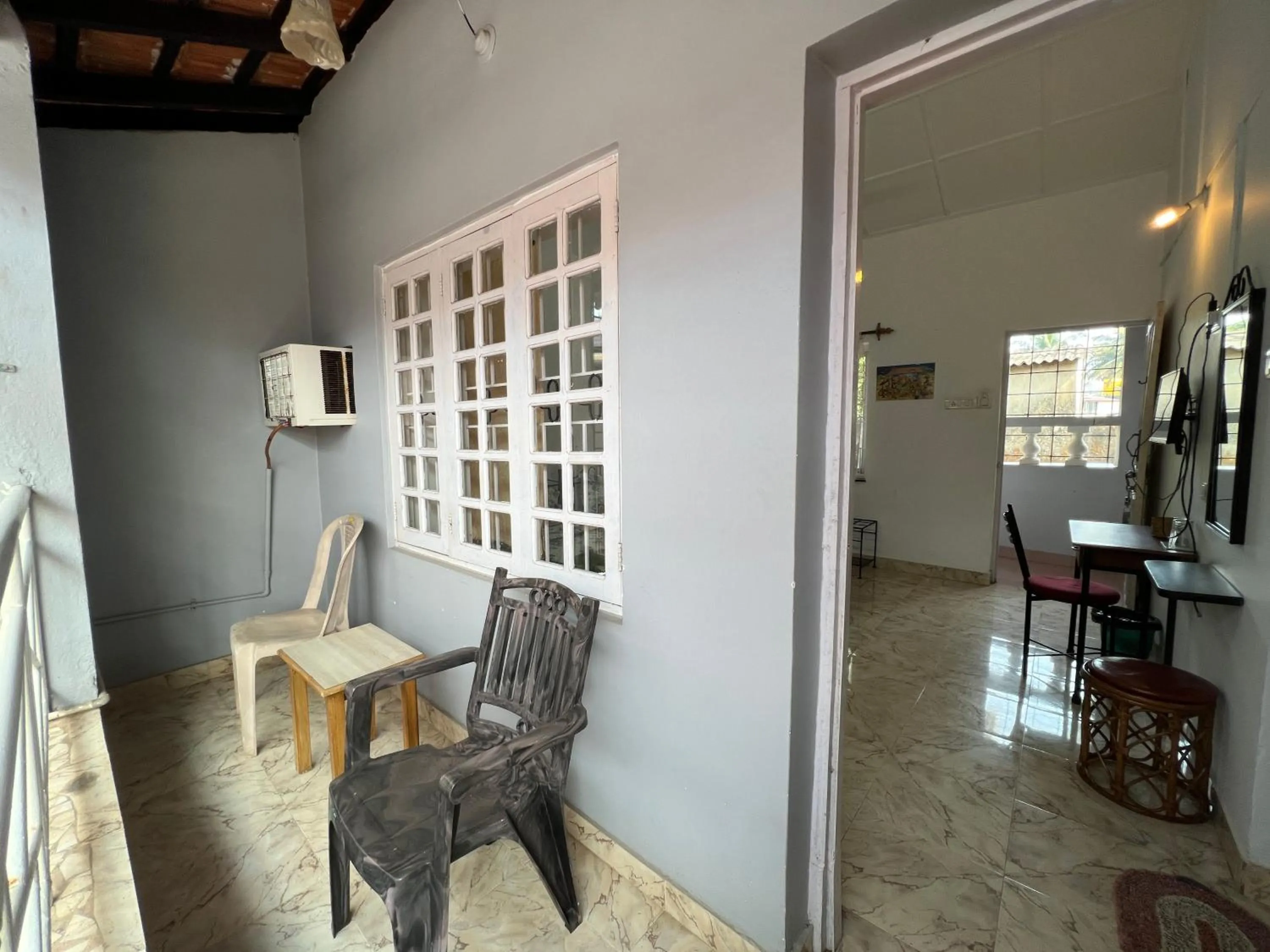 Balcony/Terrace in Peravel Beach Holiday Home