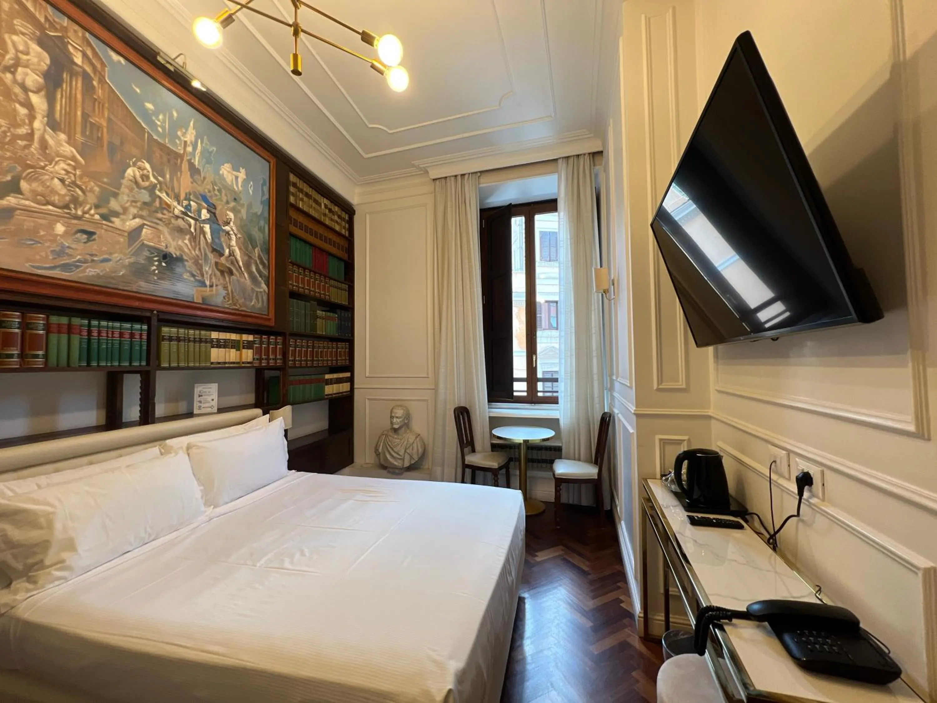 Bedroom, Bed in Navona Central Suites