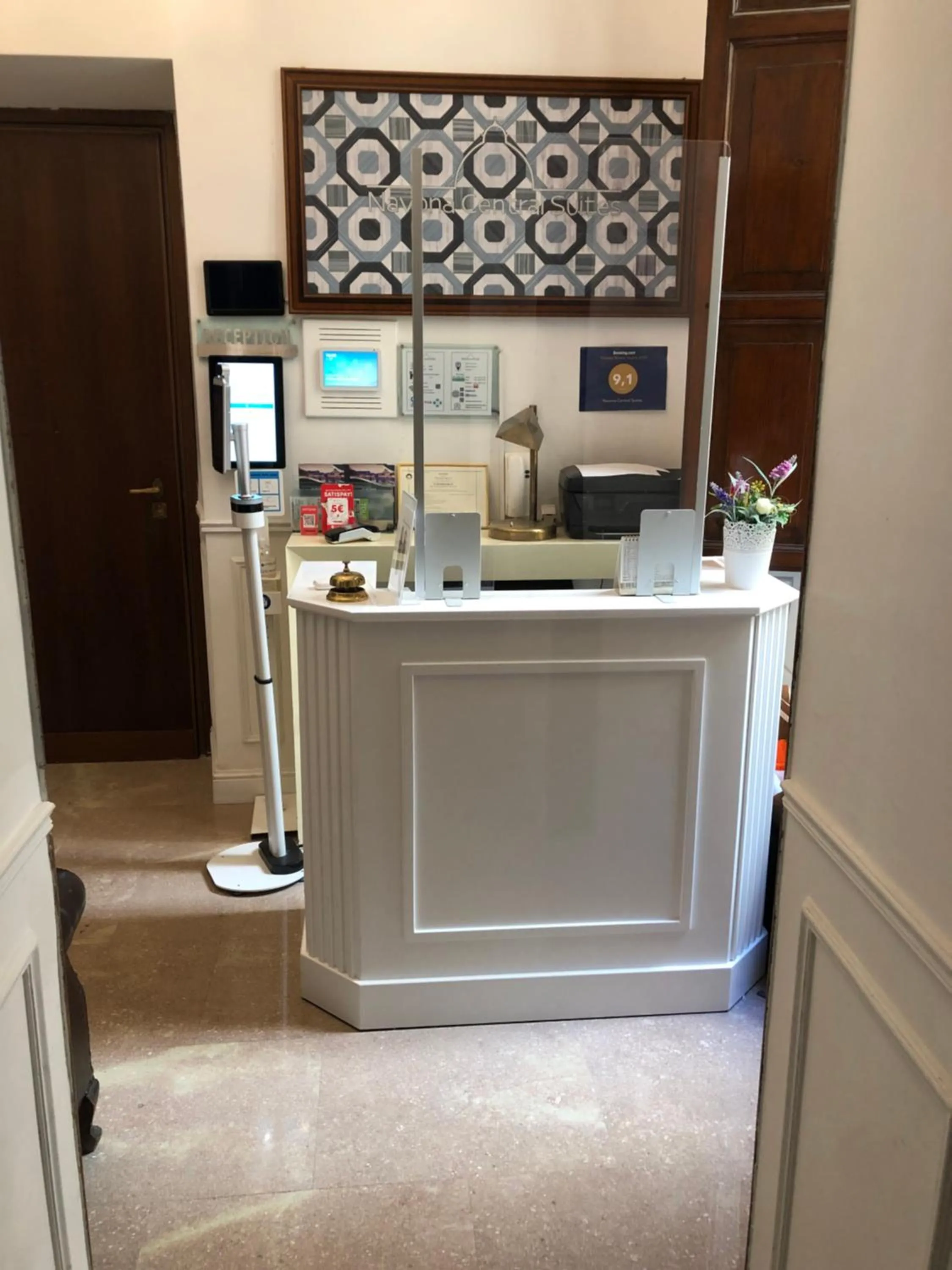 Lobby or reception in Navona Central Suites