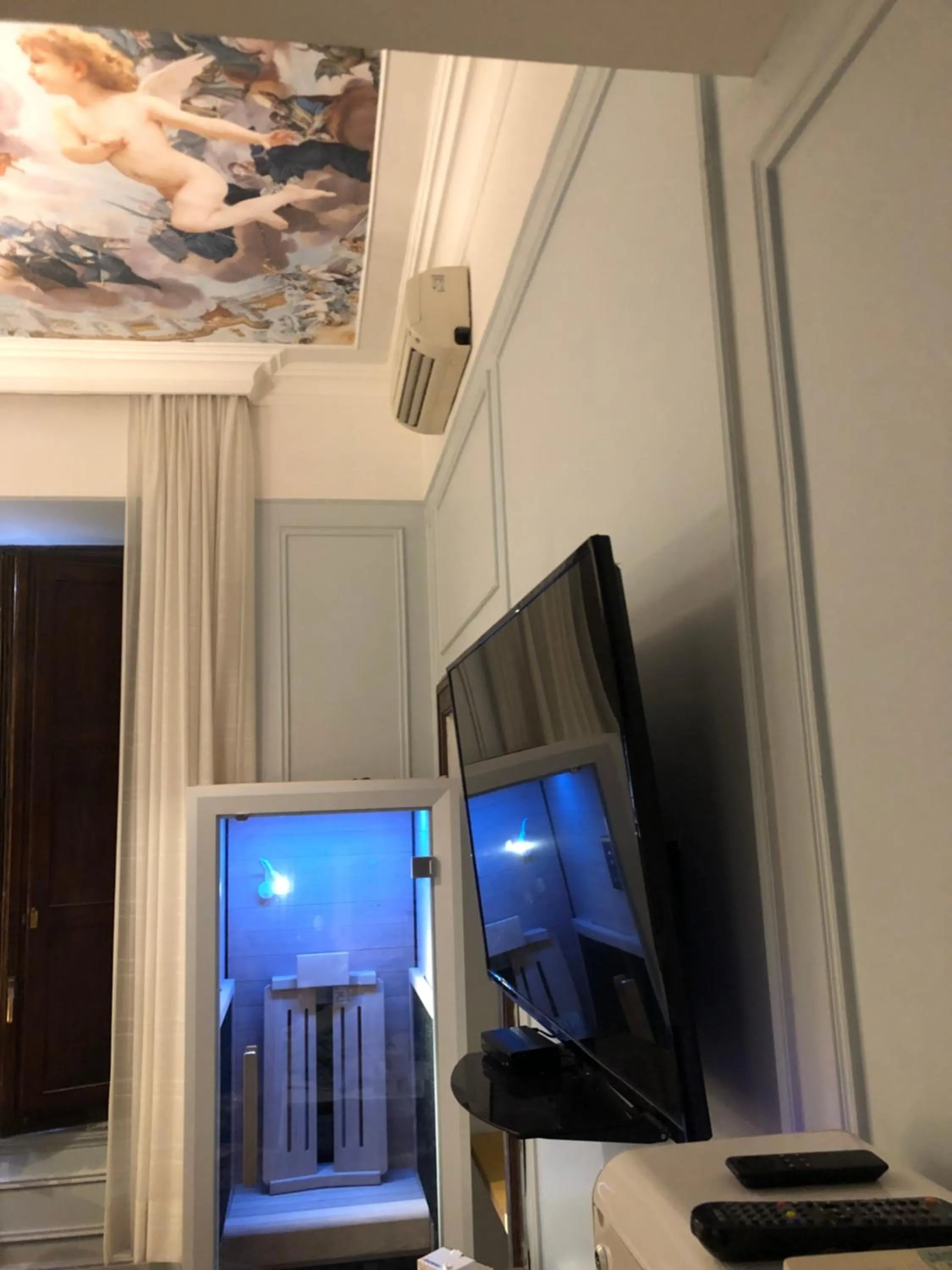 Sauna in Navona Central Suites