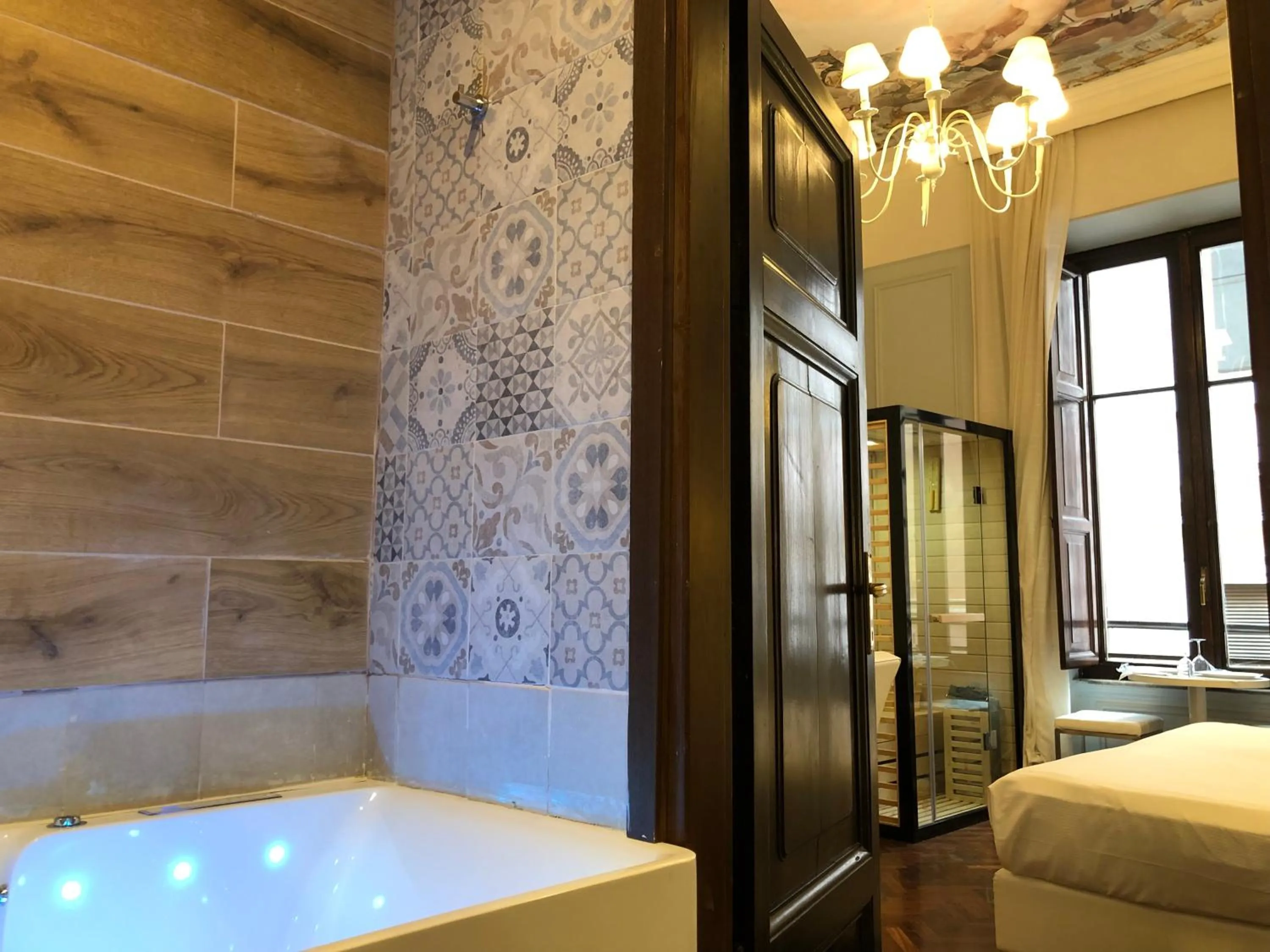 Sauna, Bed in Navona Central Suites