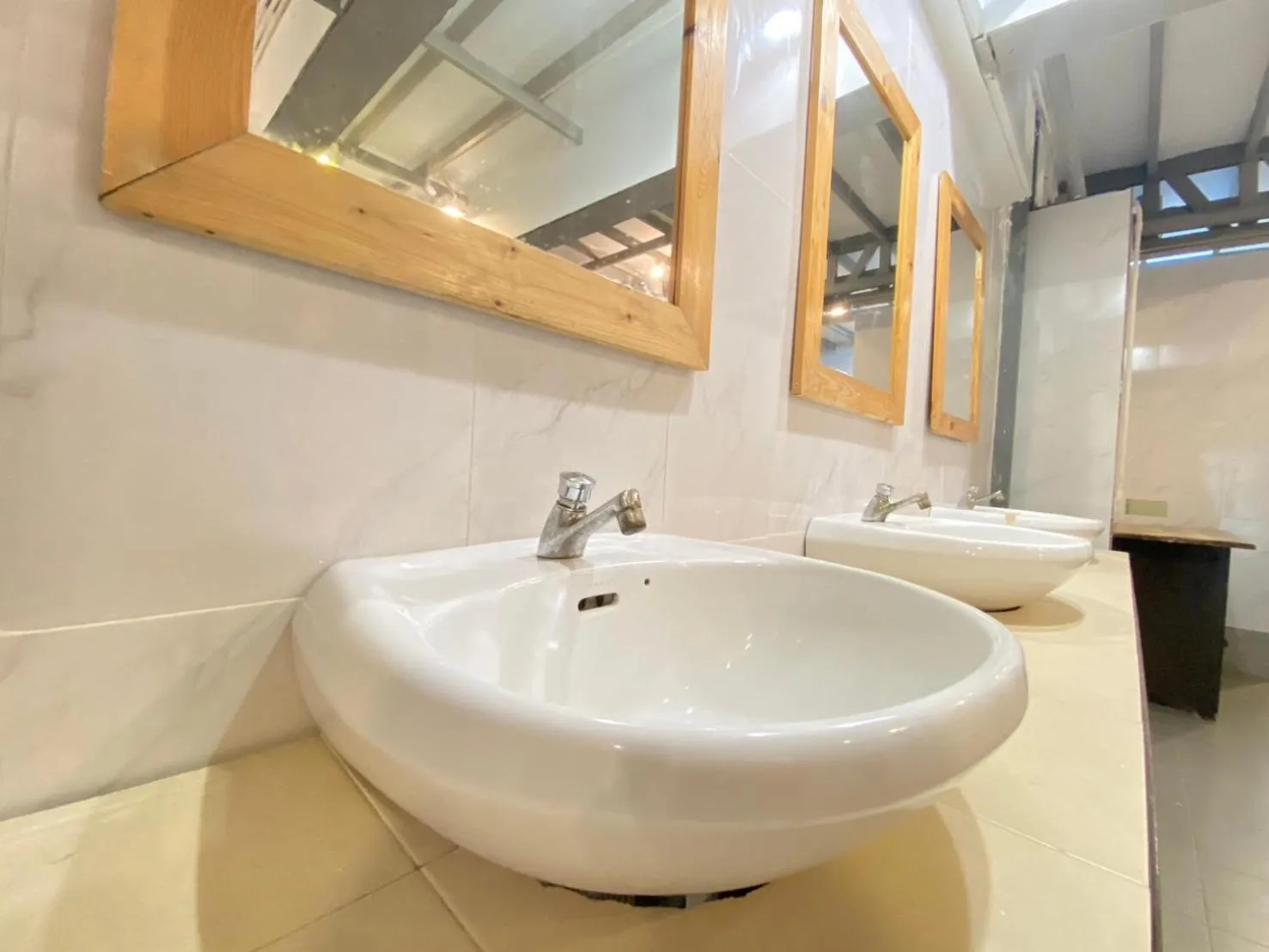 Public Bath in A Plus Hotel