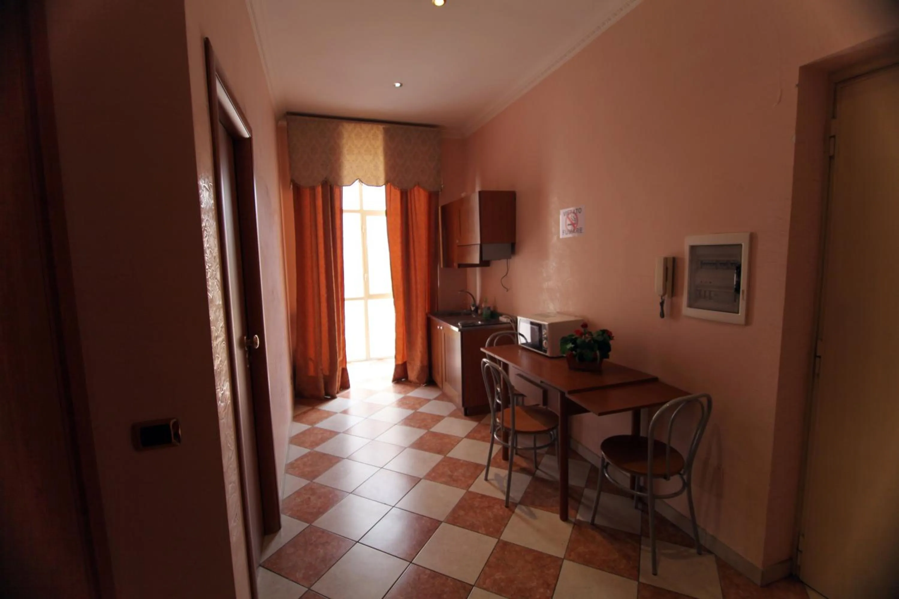 Kitchen or kitchenette in Elegance