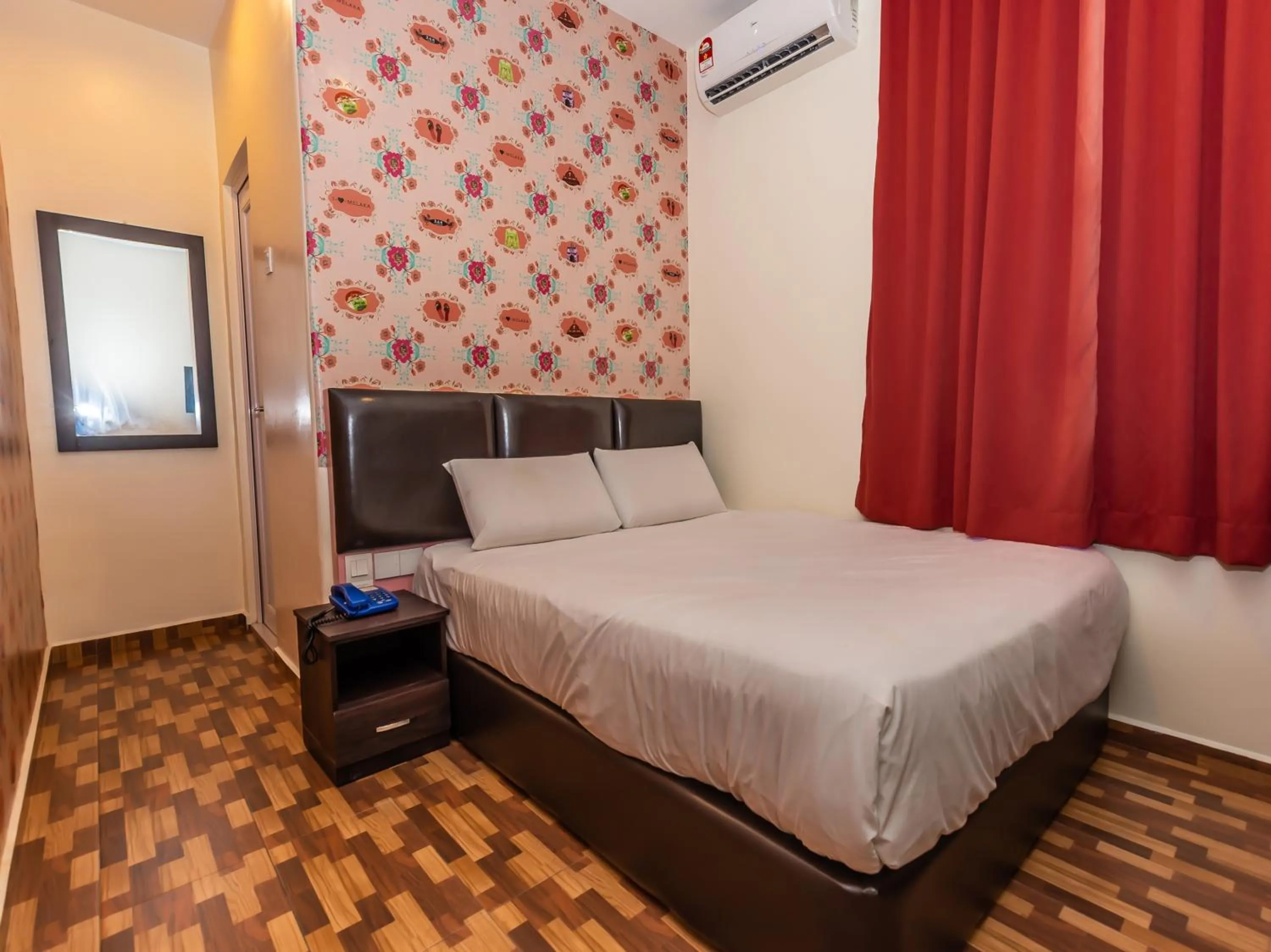 Bed in Gold City Hotel