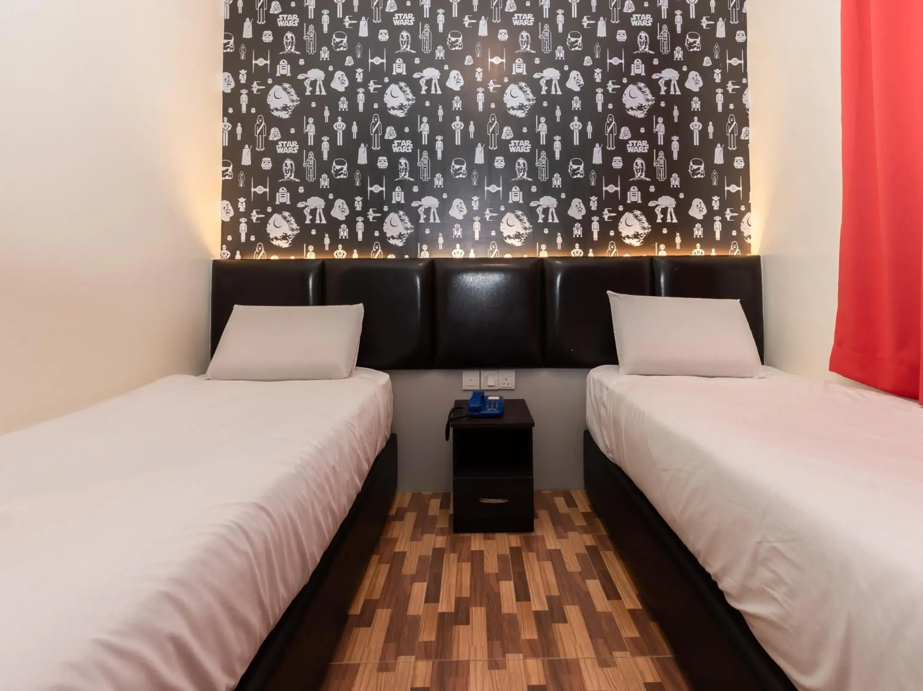 Bed in Gold City Hotel Bed in Gold City Hotel