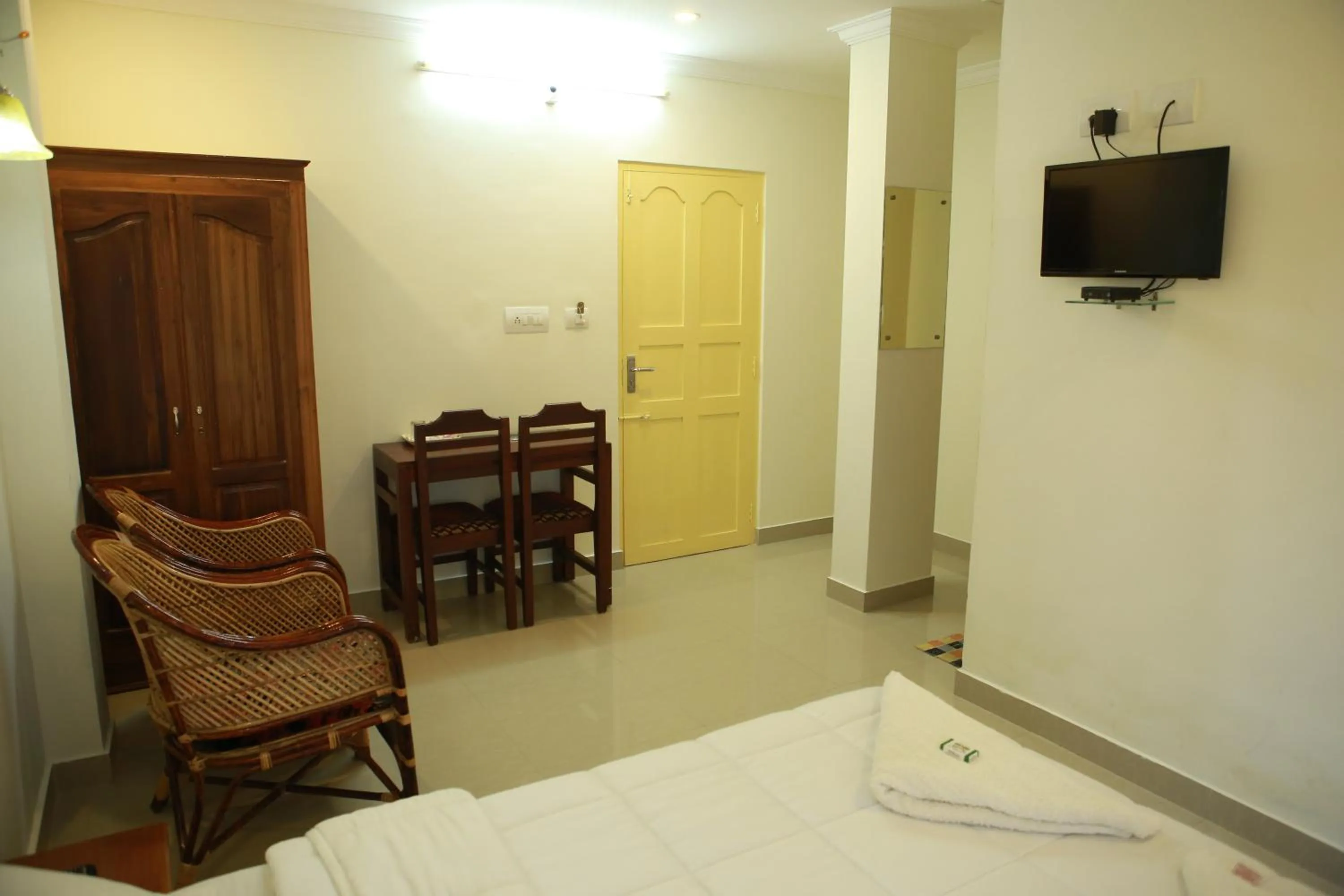 Bed in Anna Residency