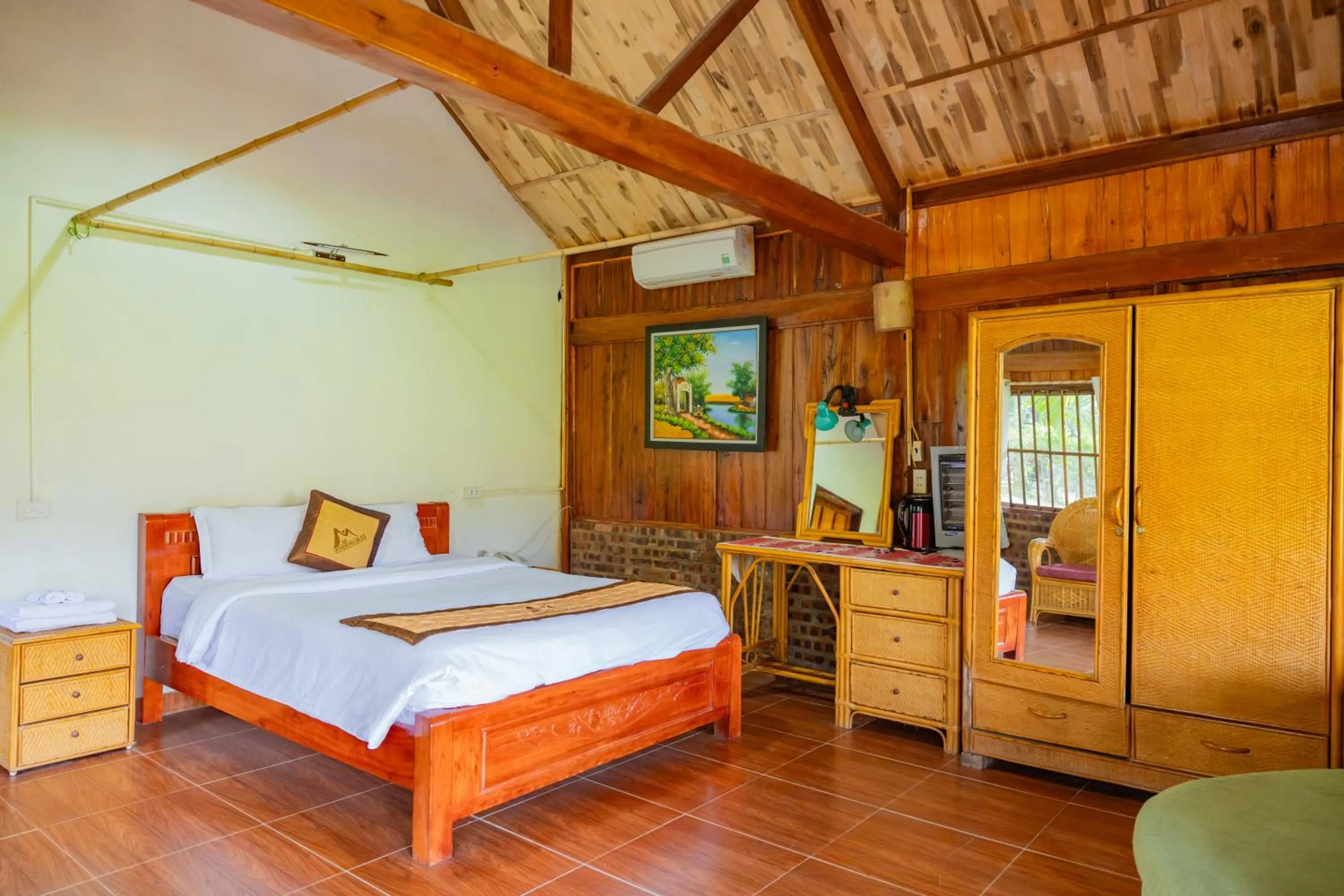 Bedroom, Bed in Mai Chau Sunrise Village