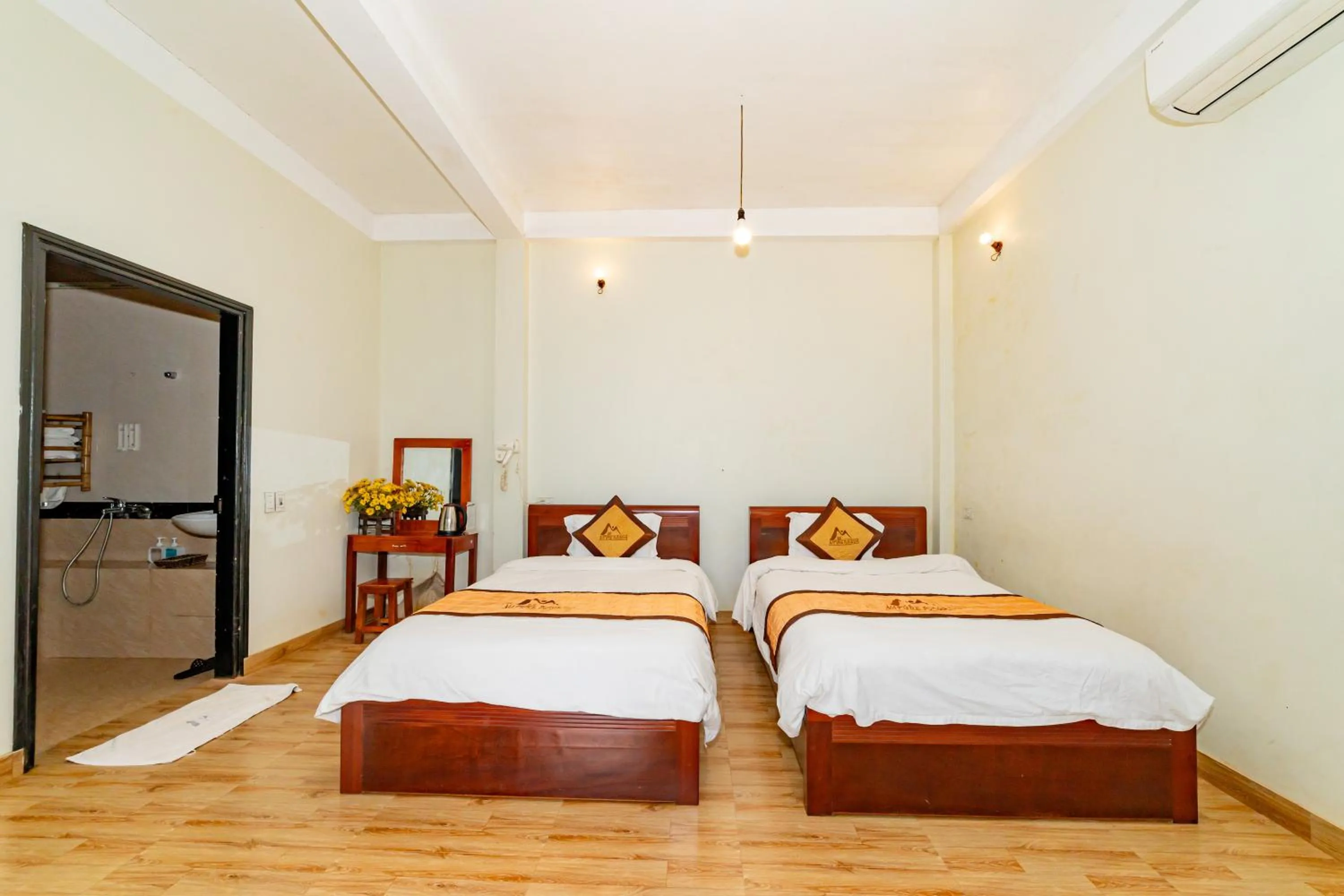 Bed in Mai Chau Sunrise Village