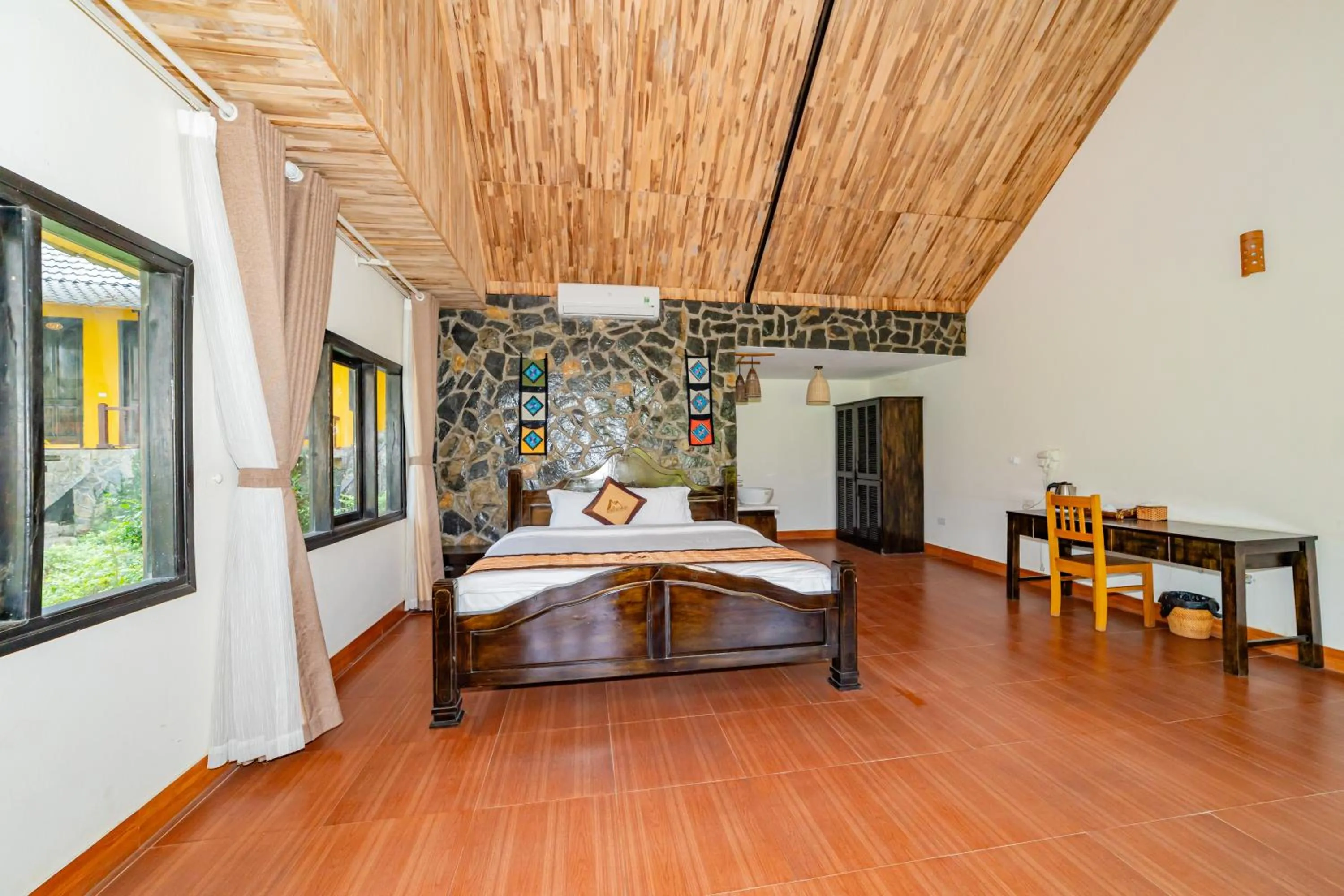 Bed in Mai Chau Sunrise Village