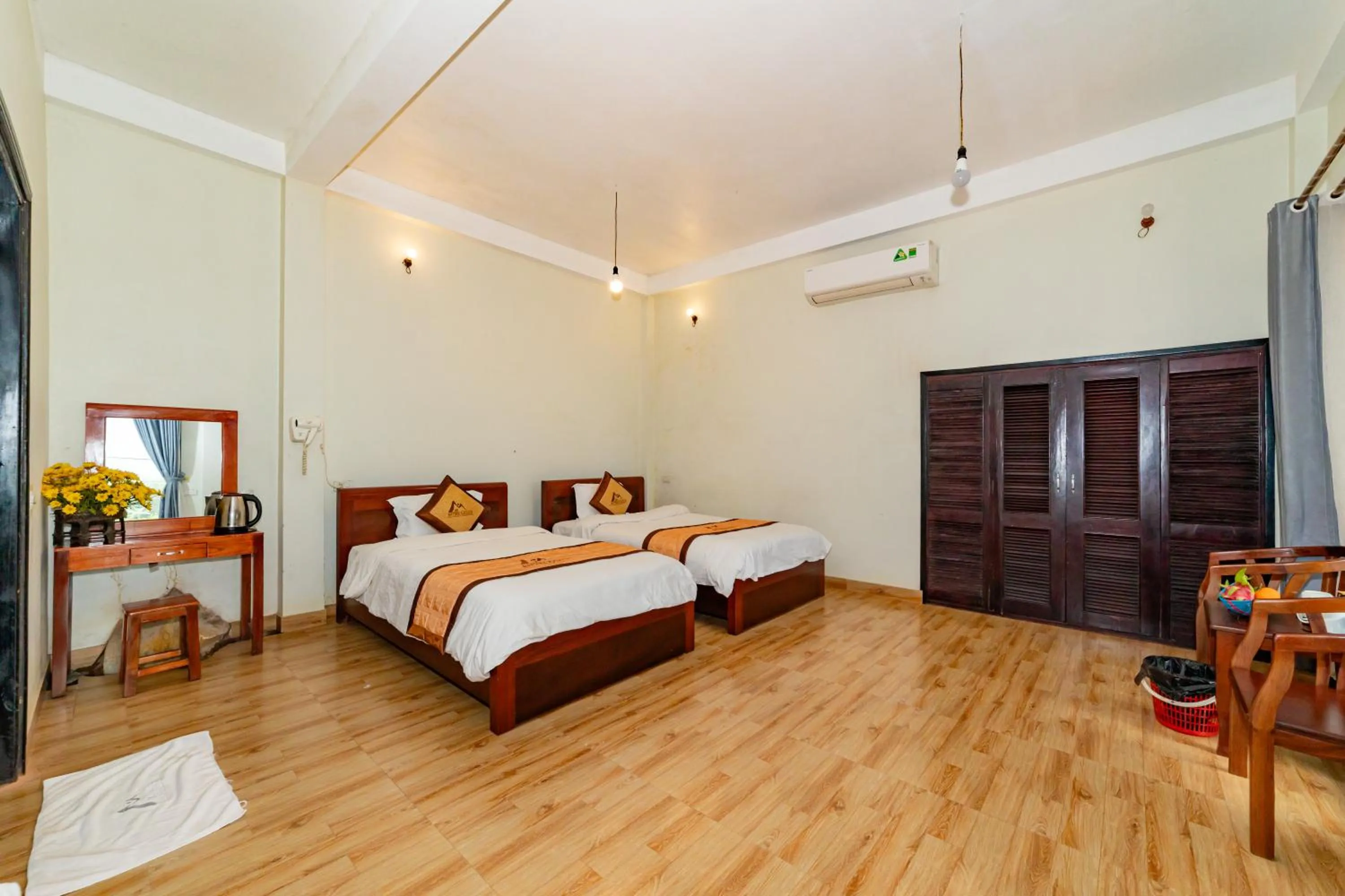 Bed in Mai Chau Sunrise Village