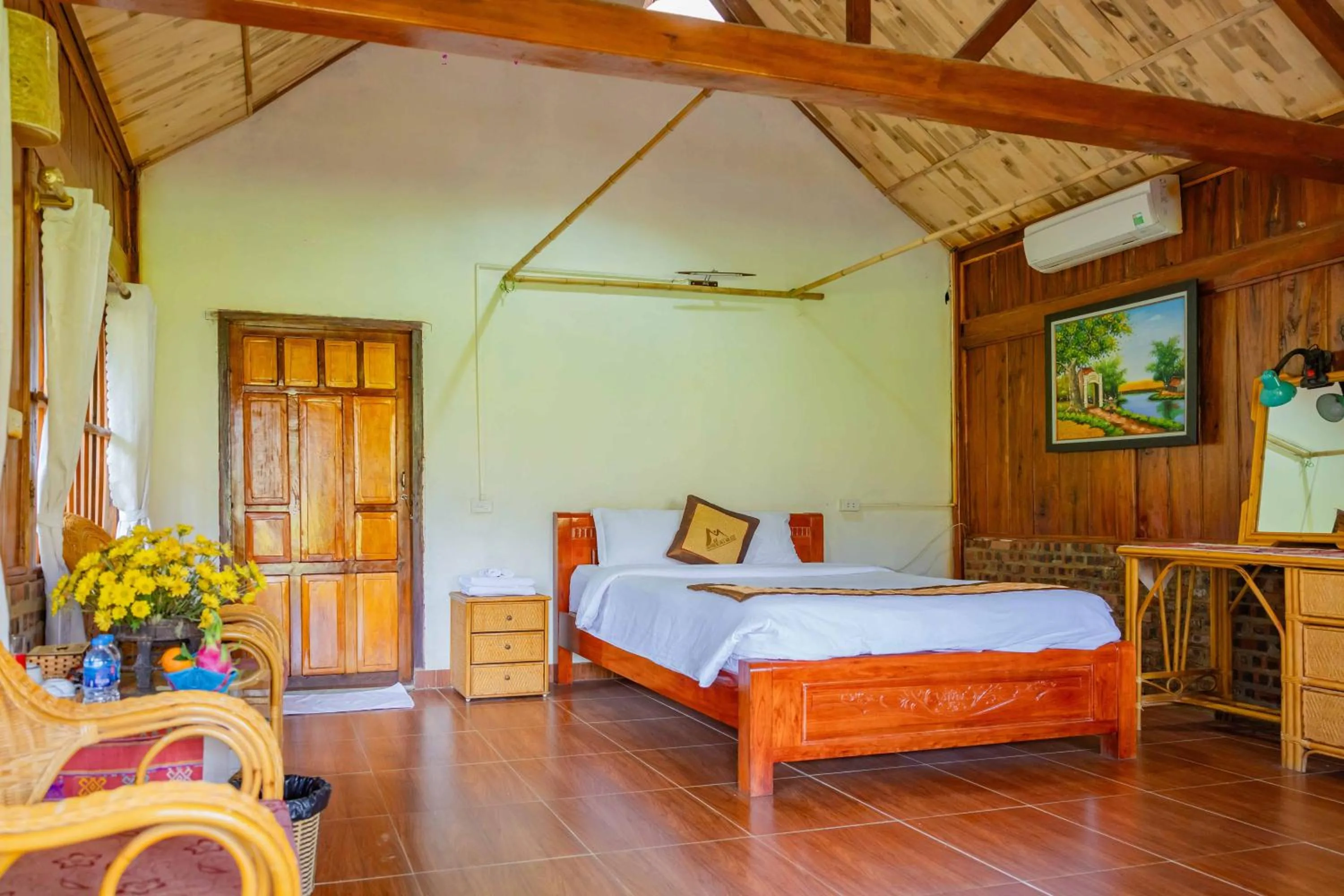 Photo of the whole room, Bed in Mai Chau Sunrise Village
