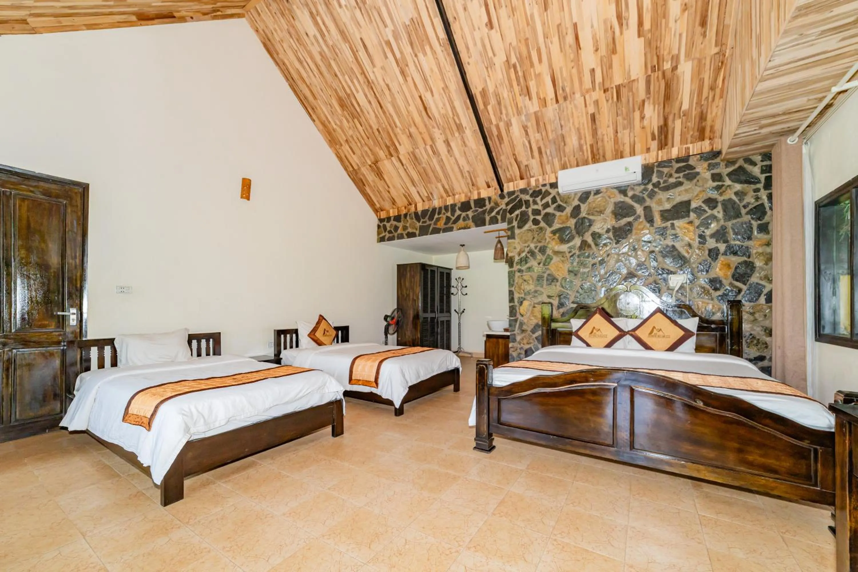 Bed in Mai Chau Sunrise Village