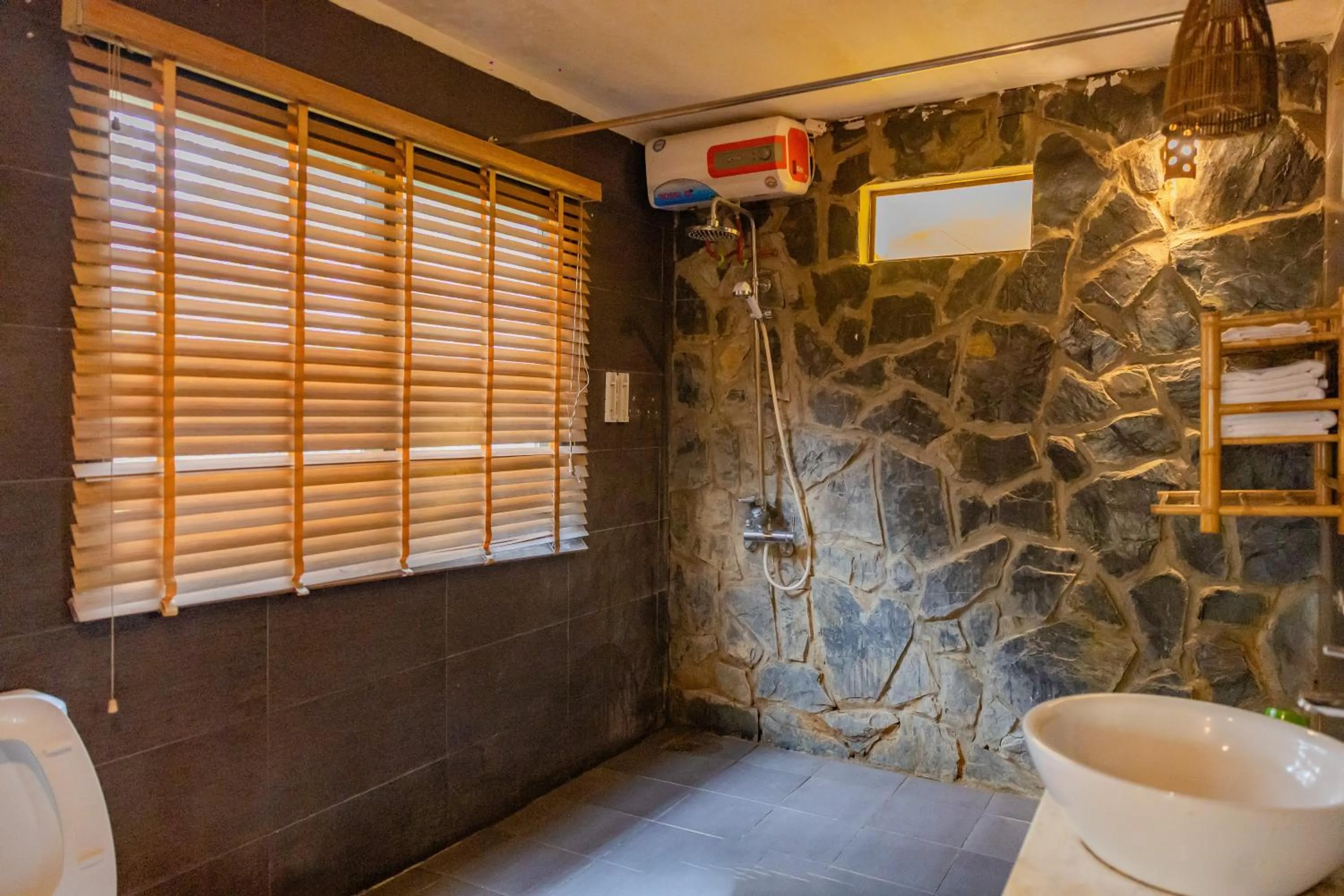 Bathroom in Mai Chau Sunrise Village