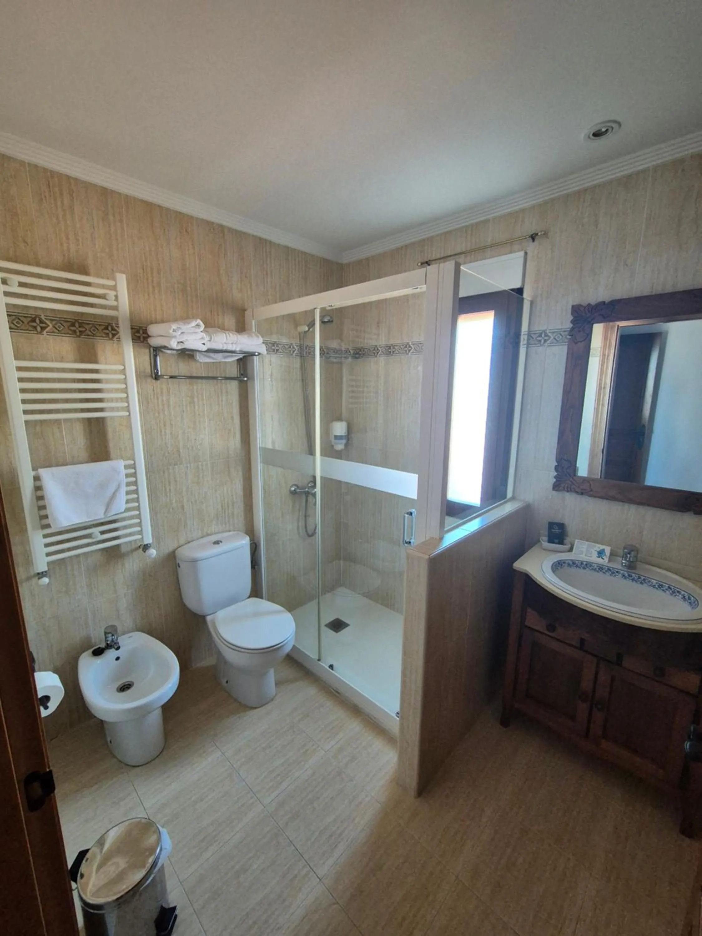 Bathroom in Apartamentos Rio Almar