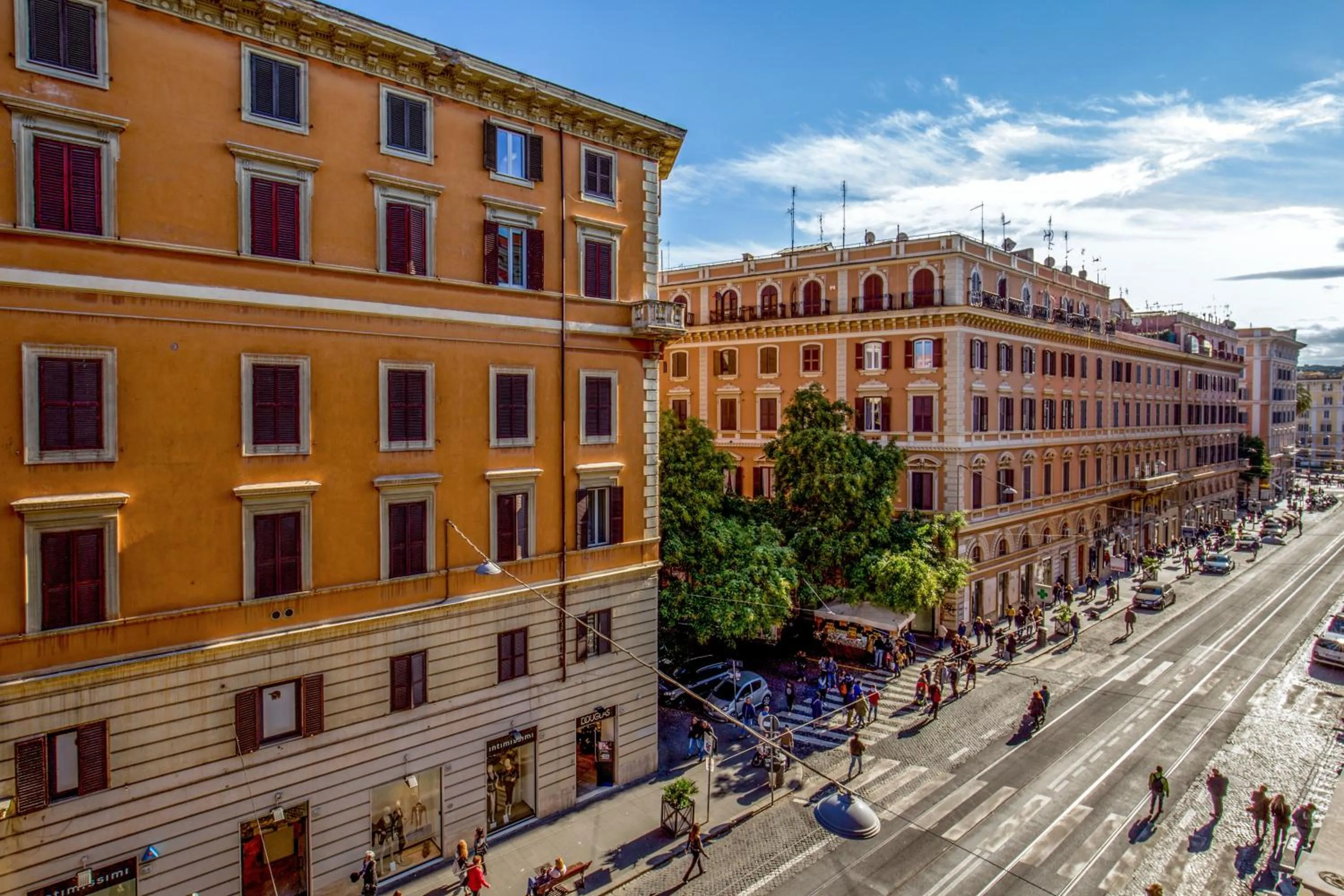 City view in Amalia Suites by Remember Rome