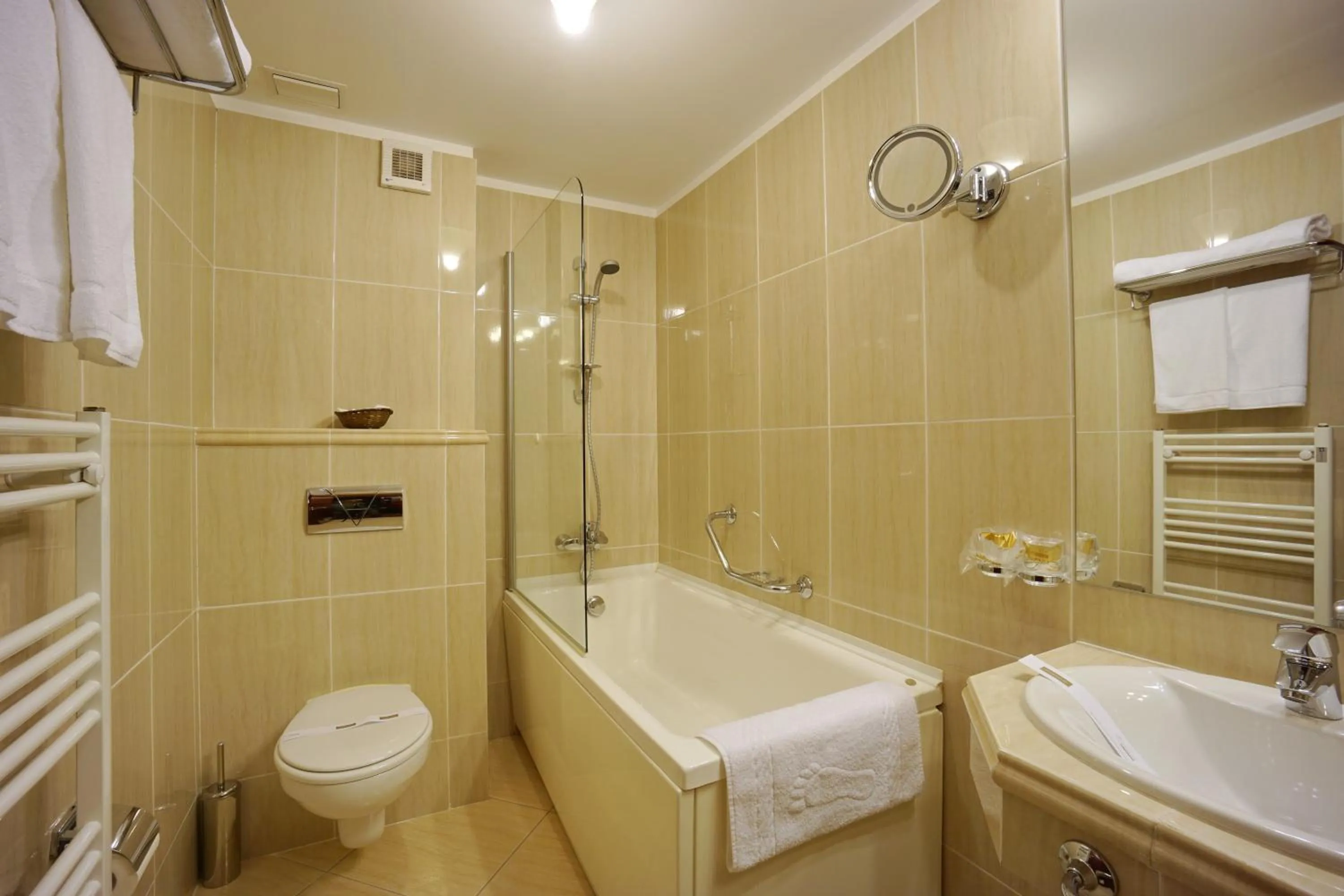 Bathroom in Hotel Citrin - Adults Only