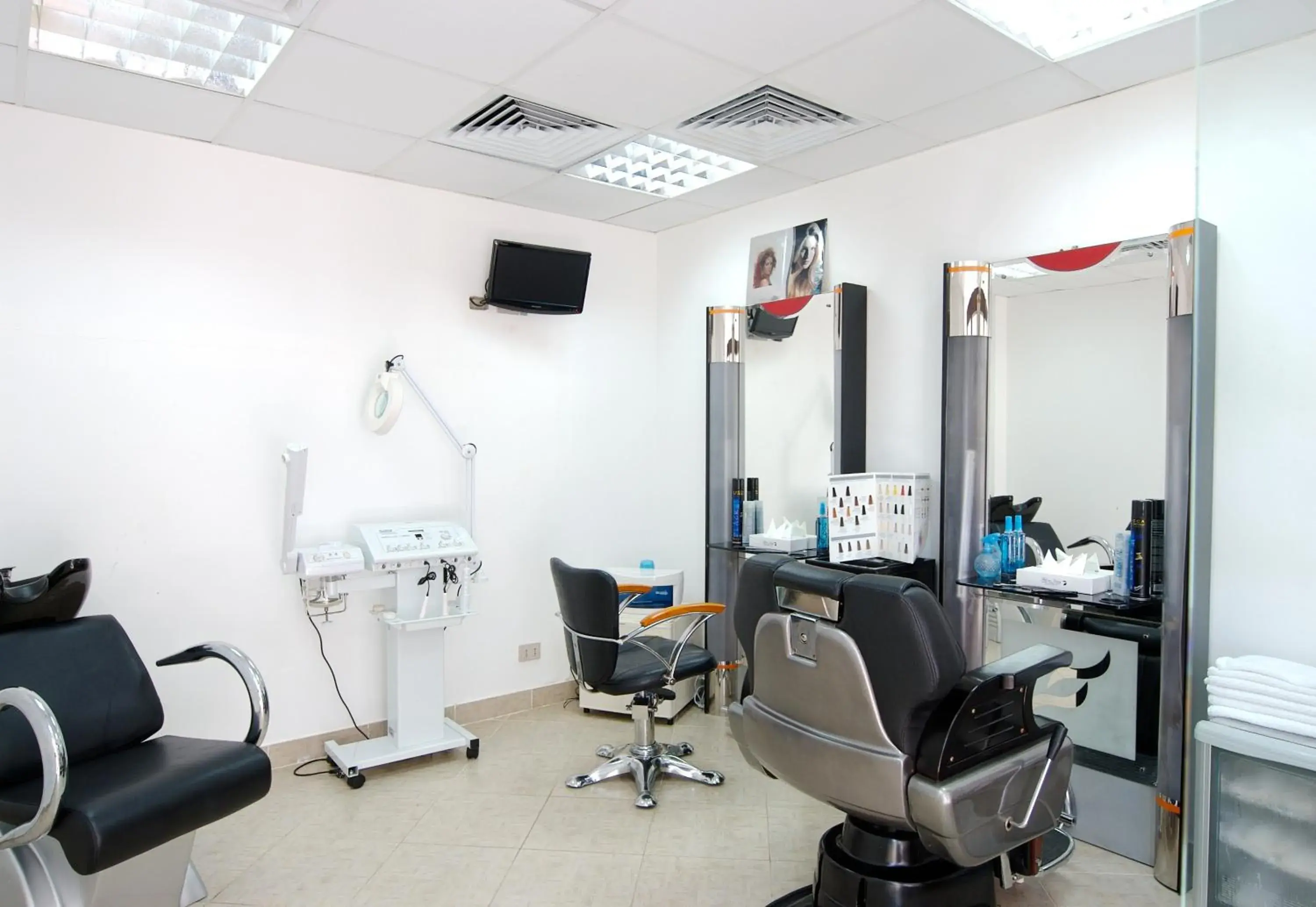 Spa and wellness centre/facilities in Falcon Hills Hotel Spa and wellness centre/facilities in Falcon Hills Hotel