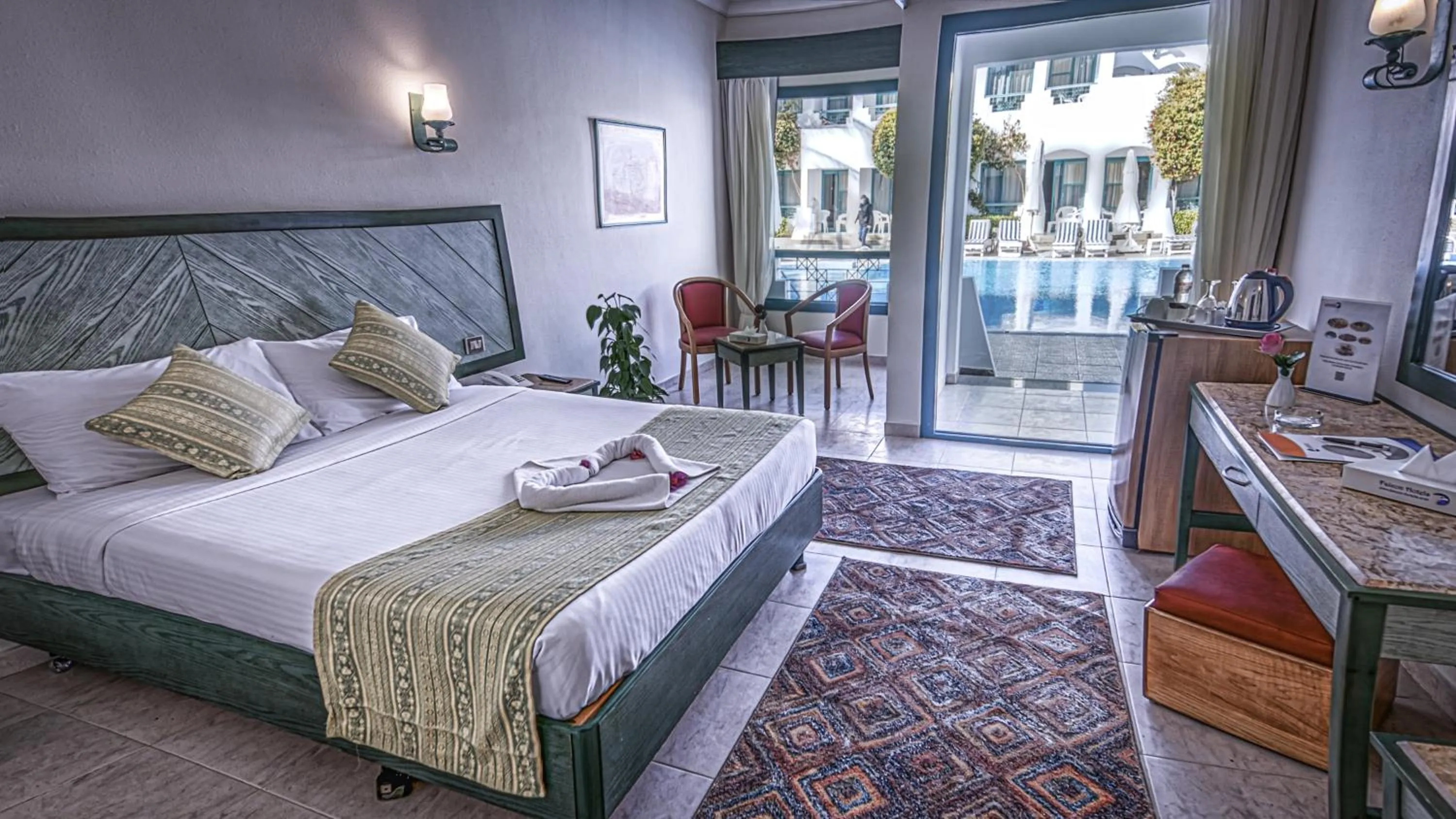 Bed in Falcon Hills Hotel