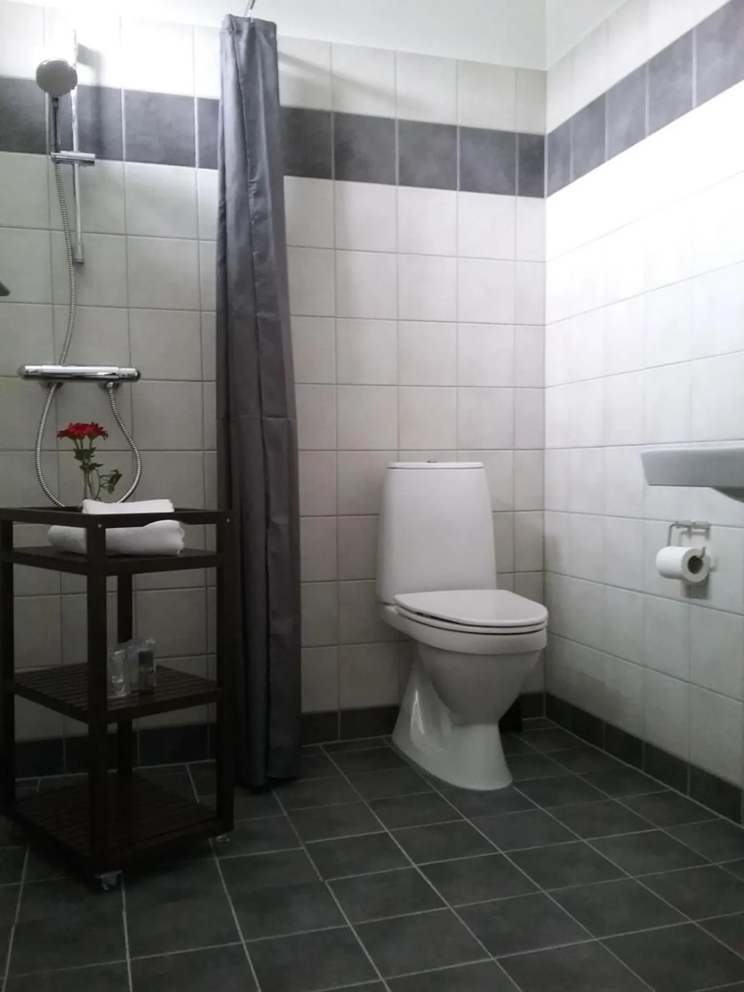 Bathroom in Hals Hotel