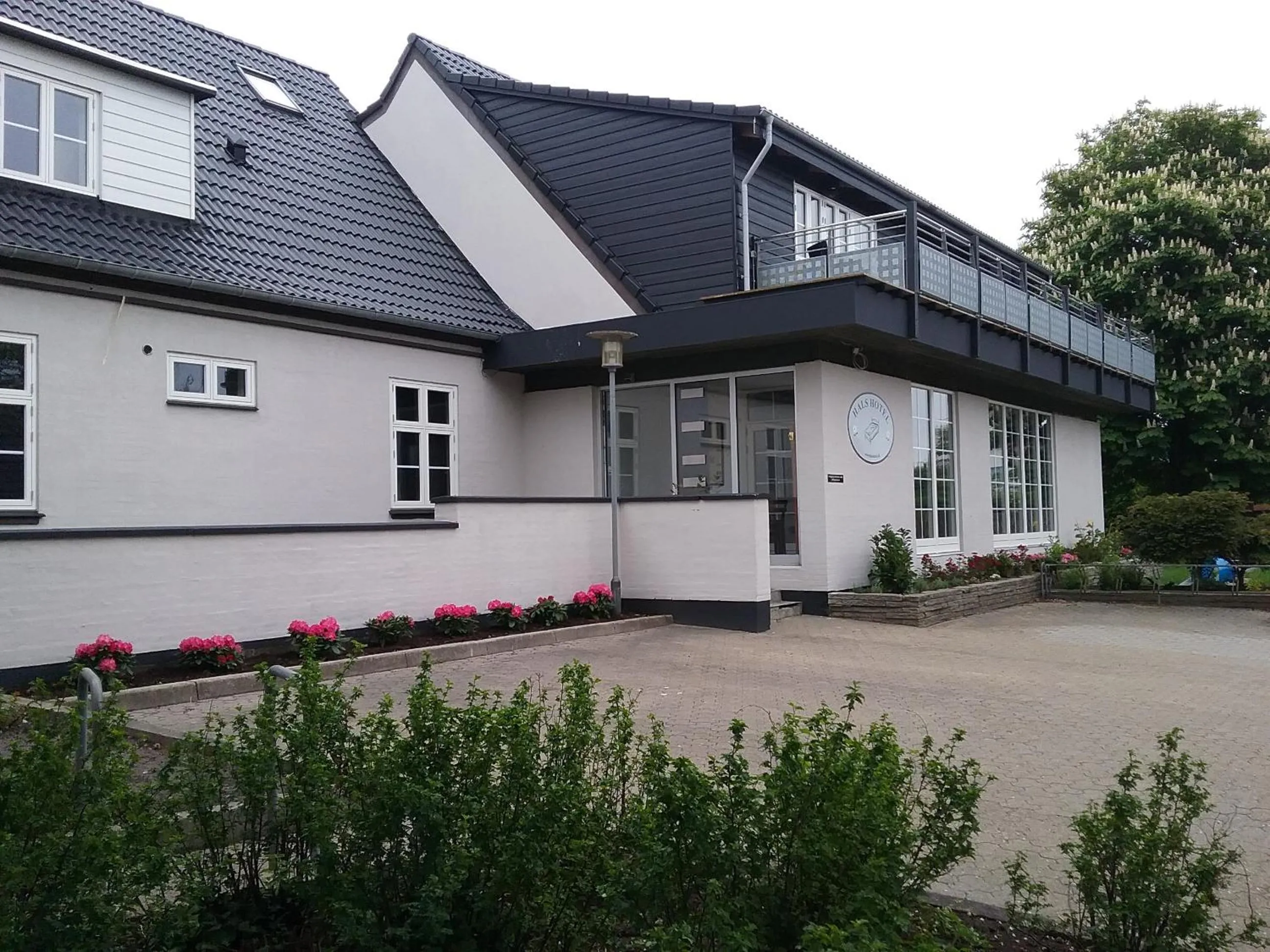 Property building in Hals Hotel