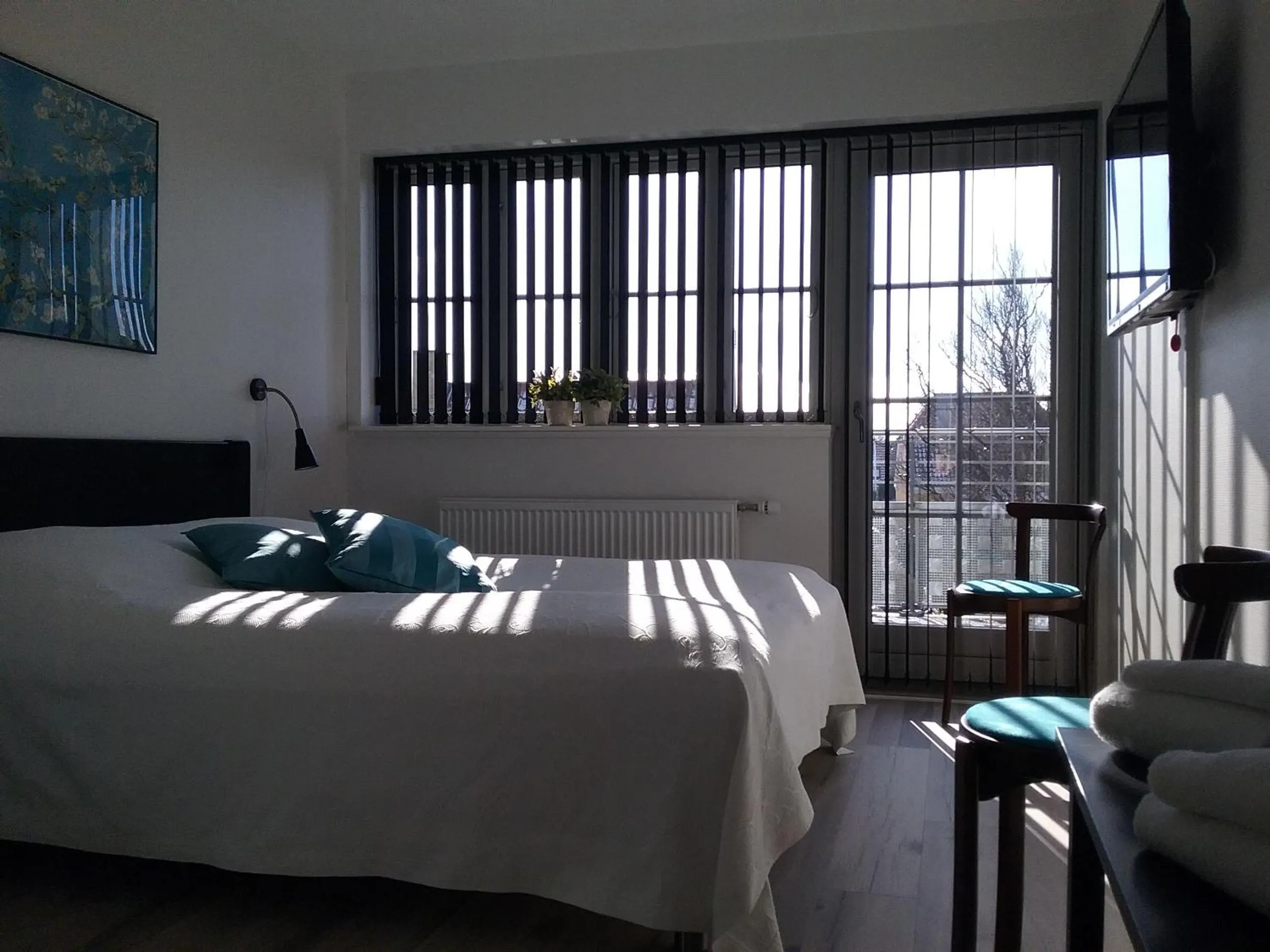 Photo of the whole room, Bed in Hals Hotel