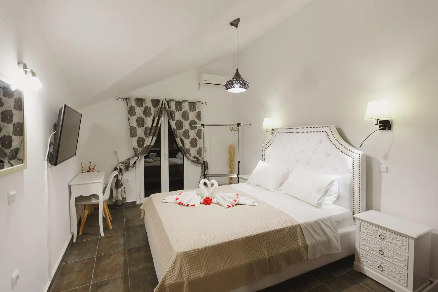 Bed in Stellatos House