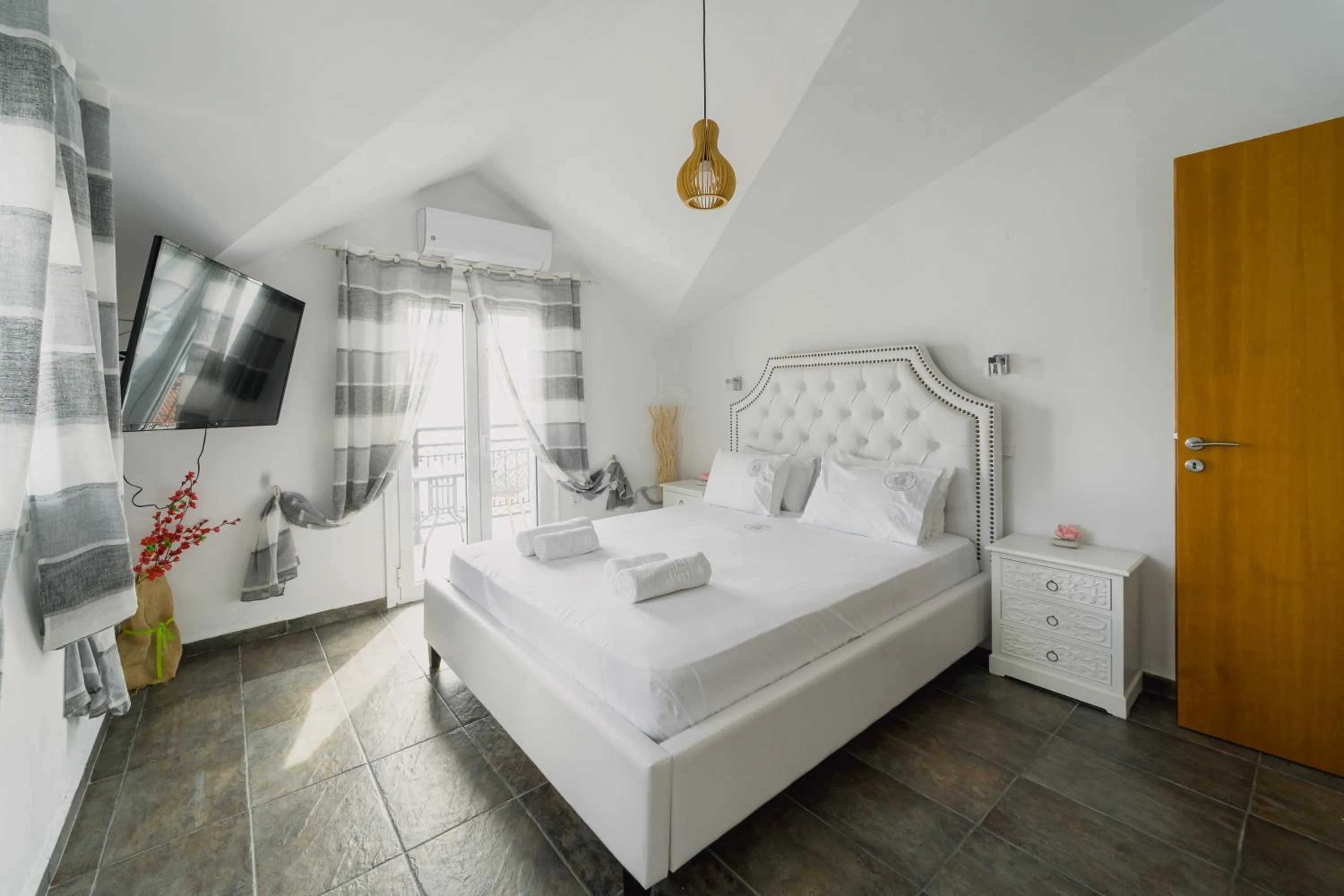 Bed in Stellatos House