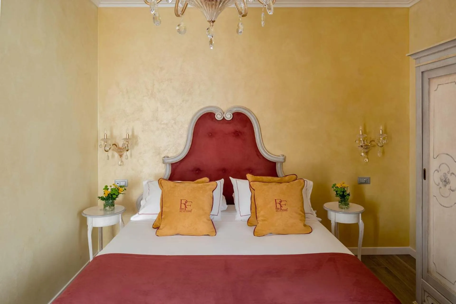 Bed in Relais Empire