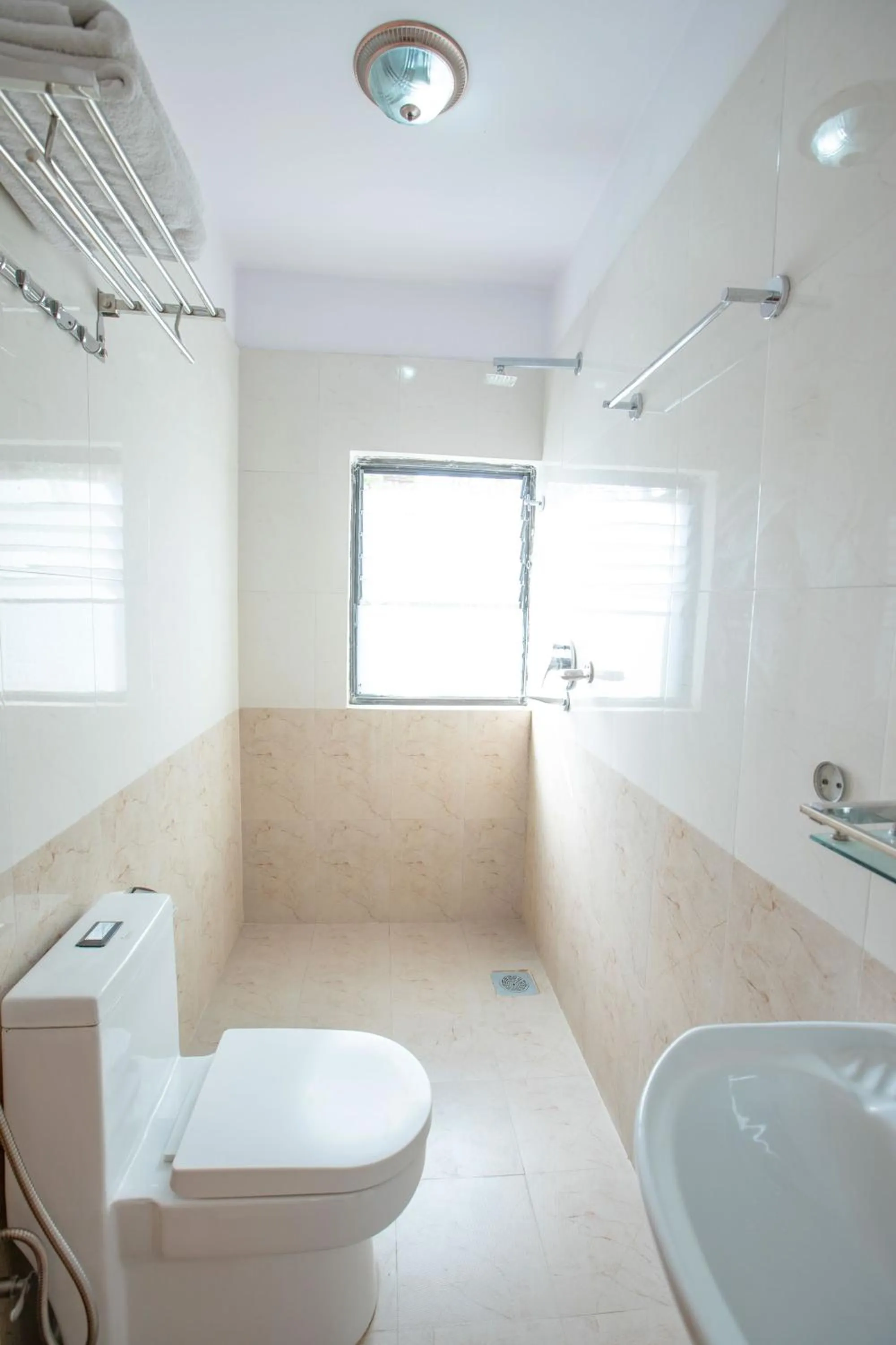 Bathroom in Kathmandu Sunny Hotel