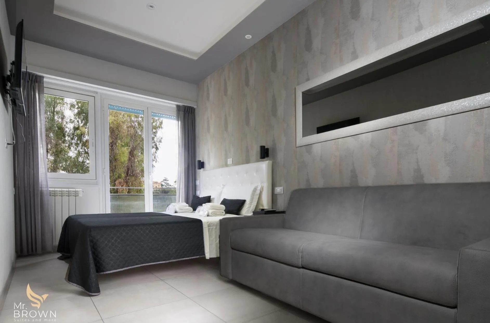 Junior Suite with Balcony in Mr Brown Home and suites