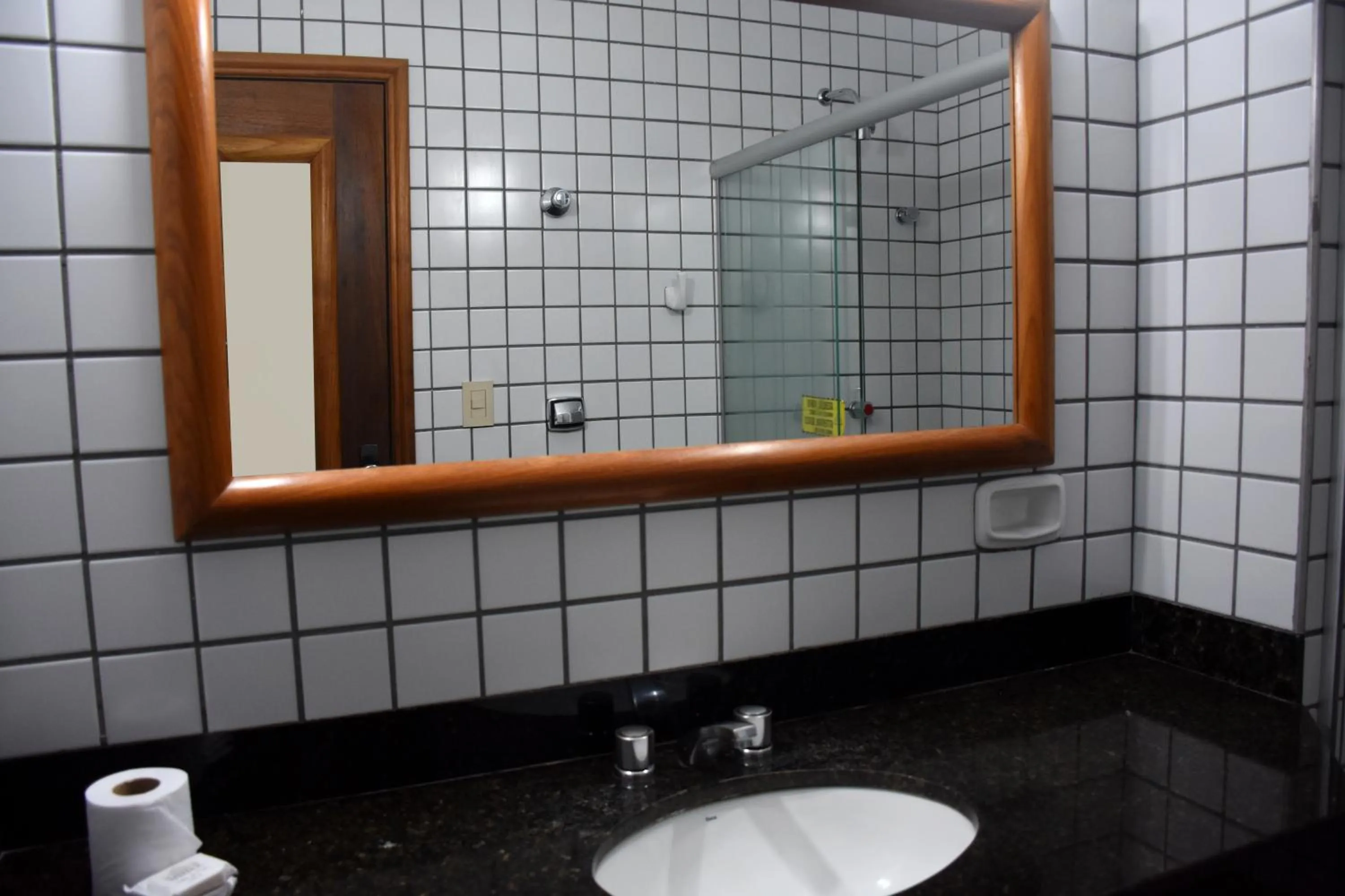 Toilet in Hotel Grão Para
