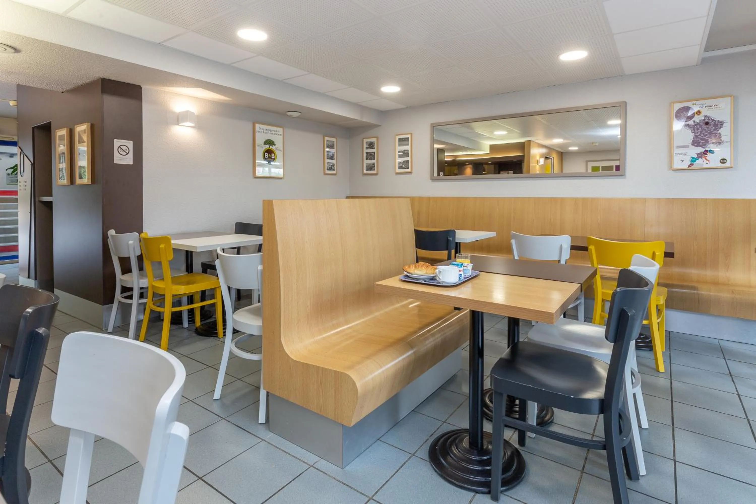 Buffet breakfast in B&B HOTEL Bayonne