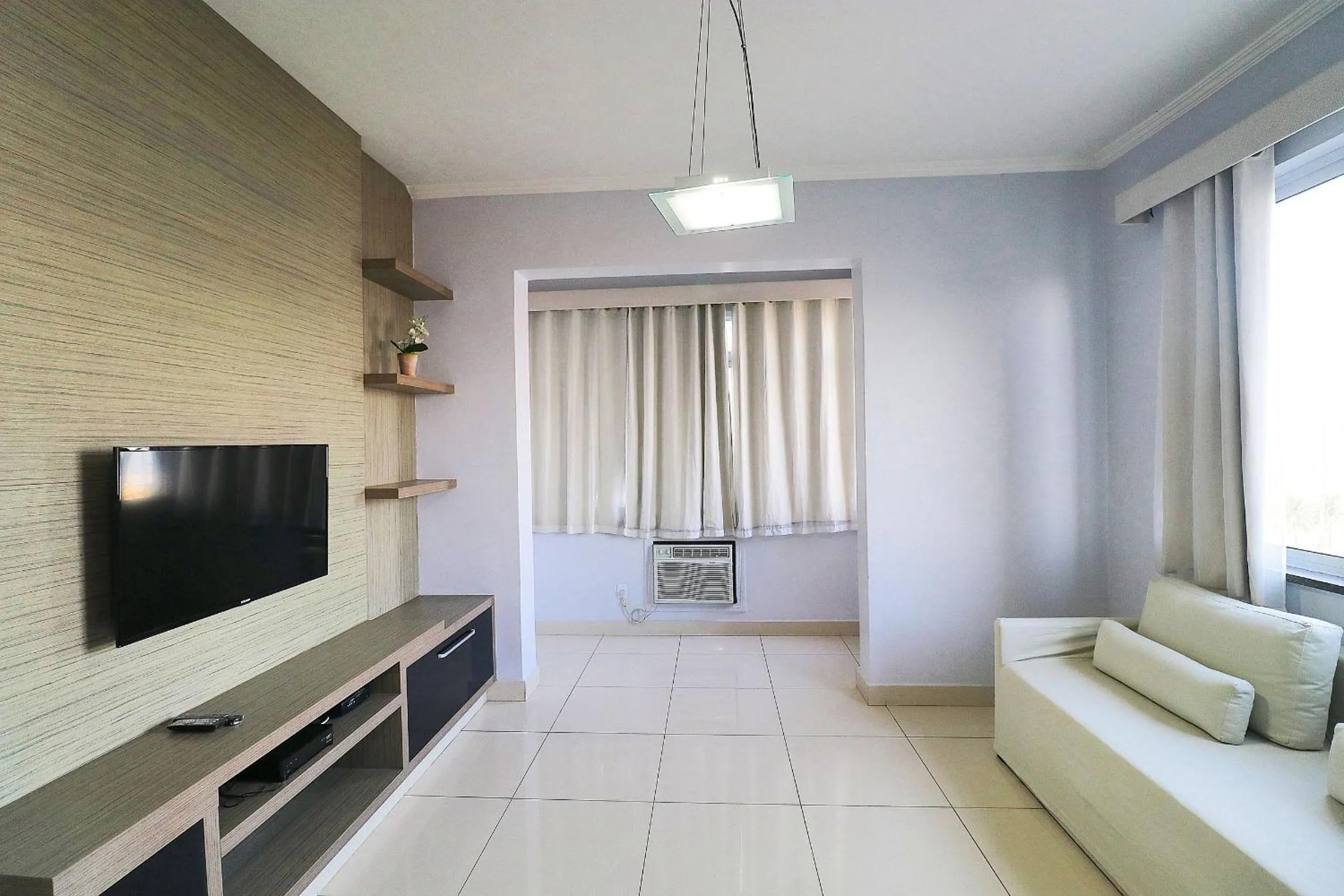 TV and multimedia in Rio Spot Atlantica 2440