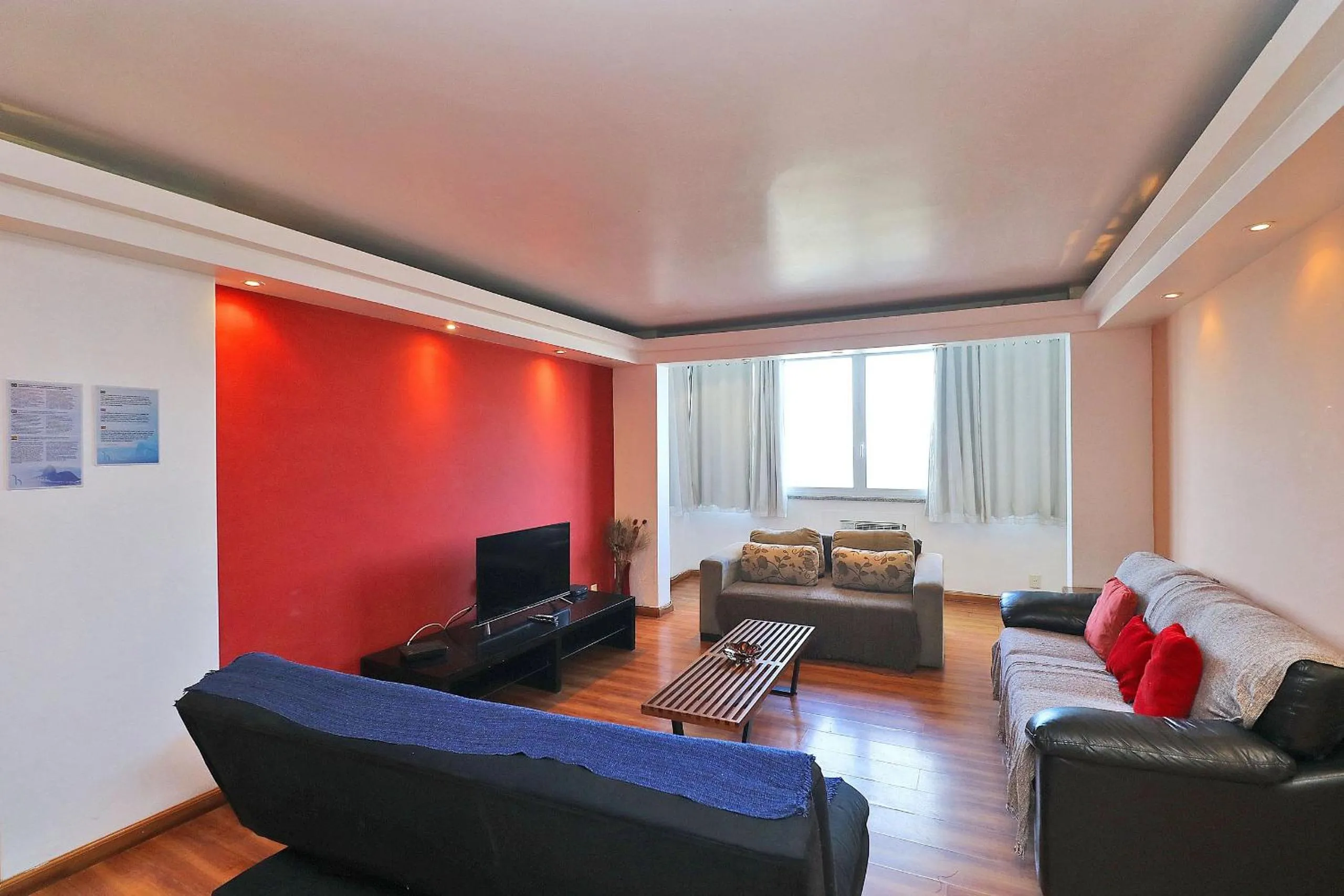 TV and multimedia in Rio Spot Atlantica 2440