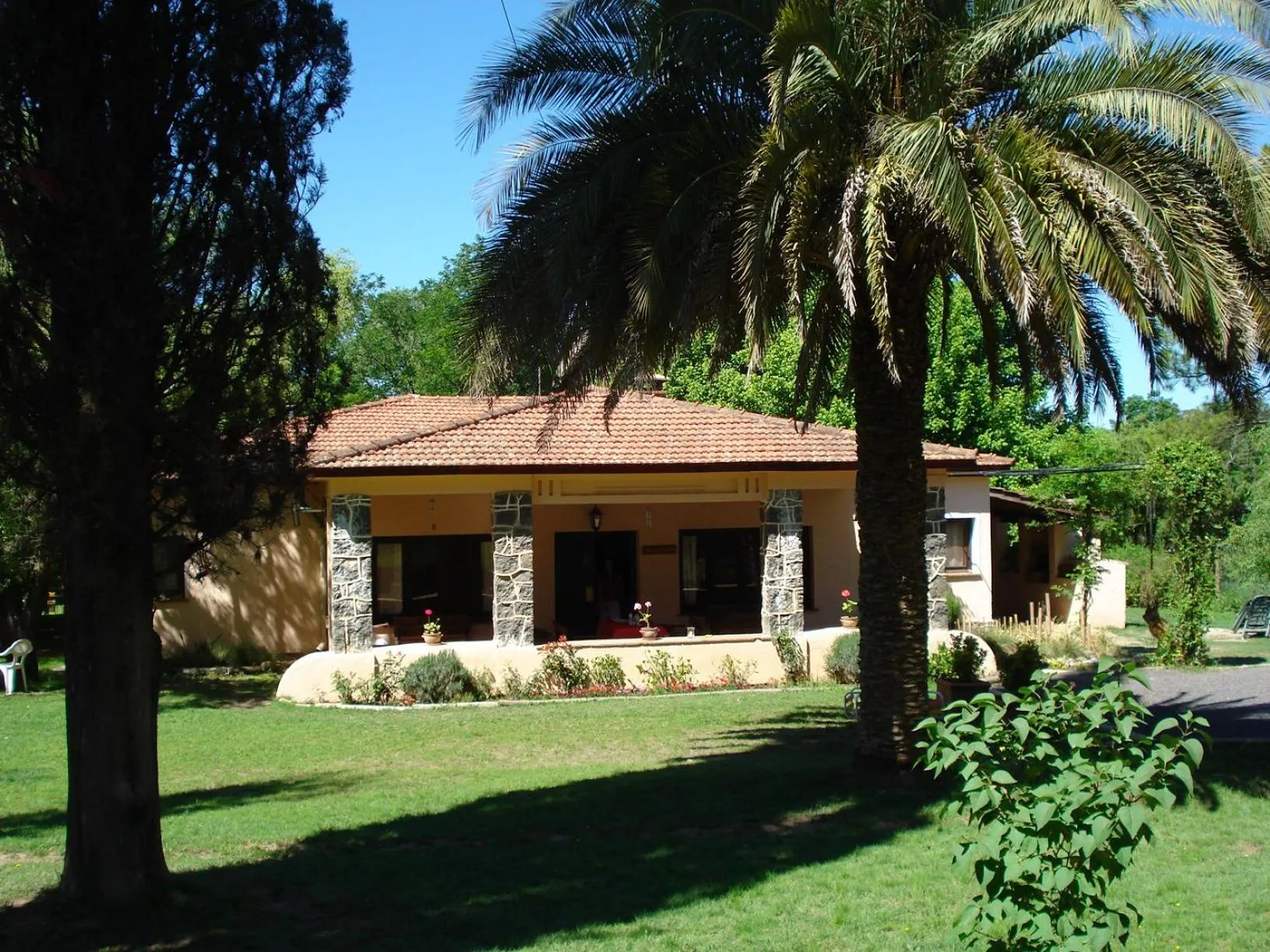Facade/entrance in Las Acacias - Posada de Campo